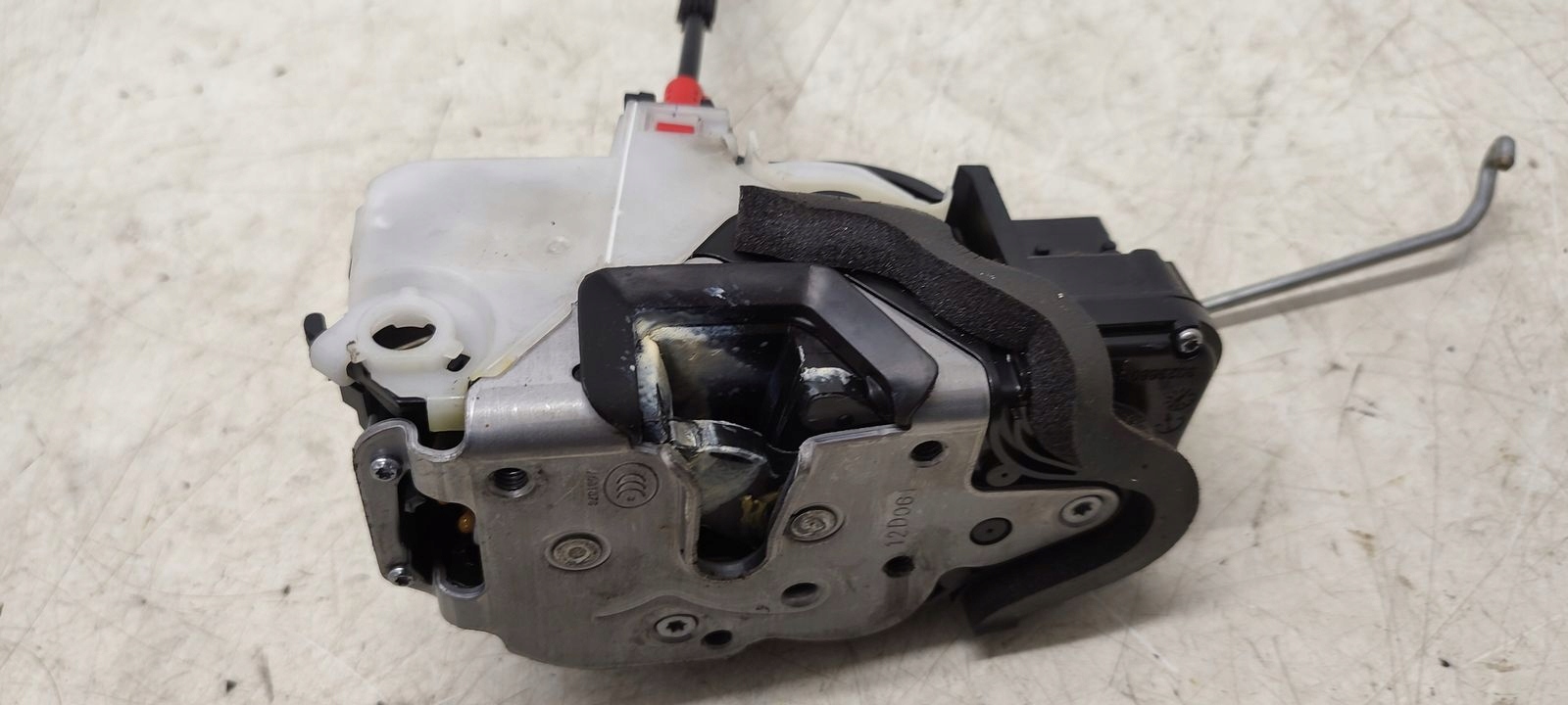 lock door front front right Opel Zafira C 2,0 CDTI