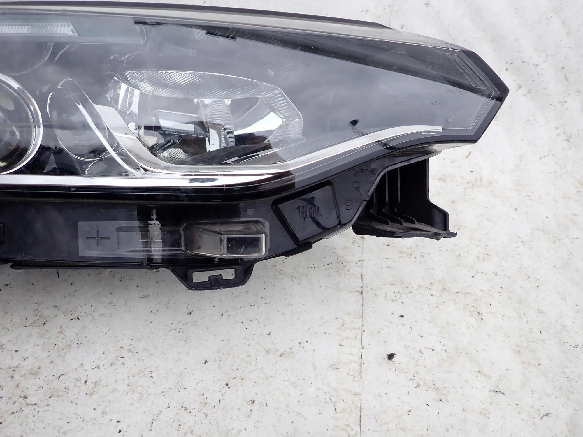 RENAULT TALISMAN 15-22 light front front right