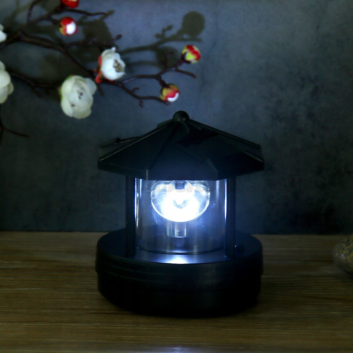 LATARNIA SŁONECZNA LED SOLARNA ZEWNĘTRZNA 360°LED Materiał wykonania tworzywo sztuczne