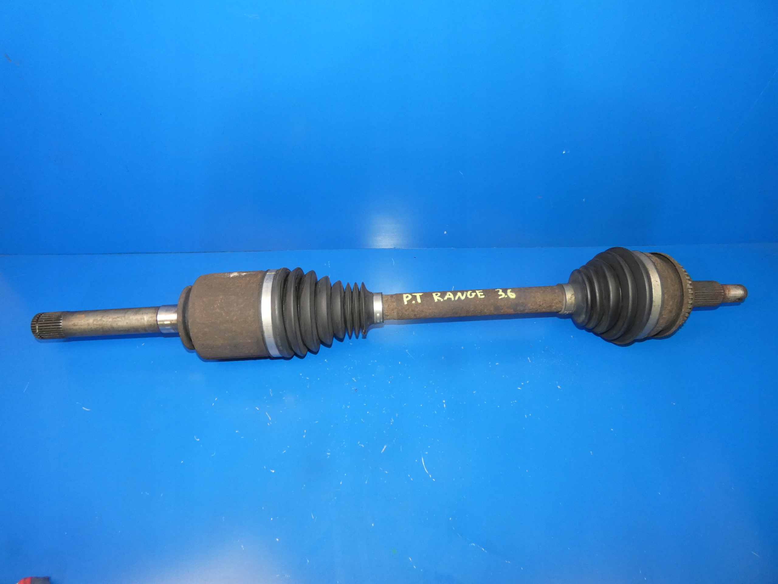 RANGE ROVER SPORT L320 L322 3.6 TD semi-axis right rear part