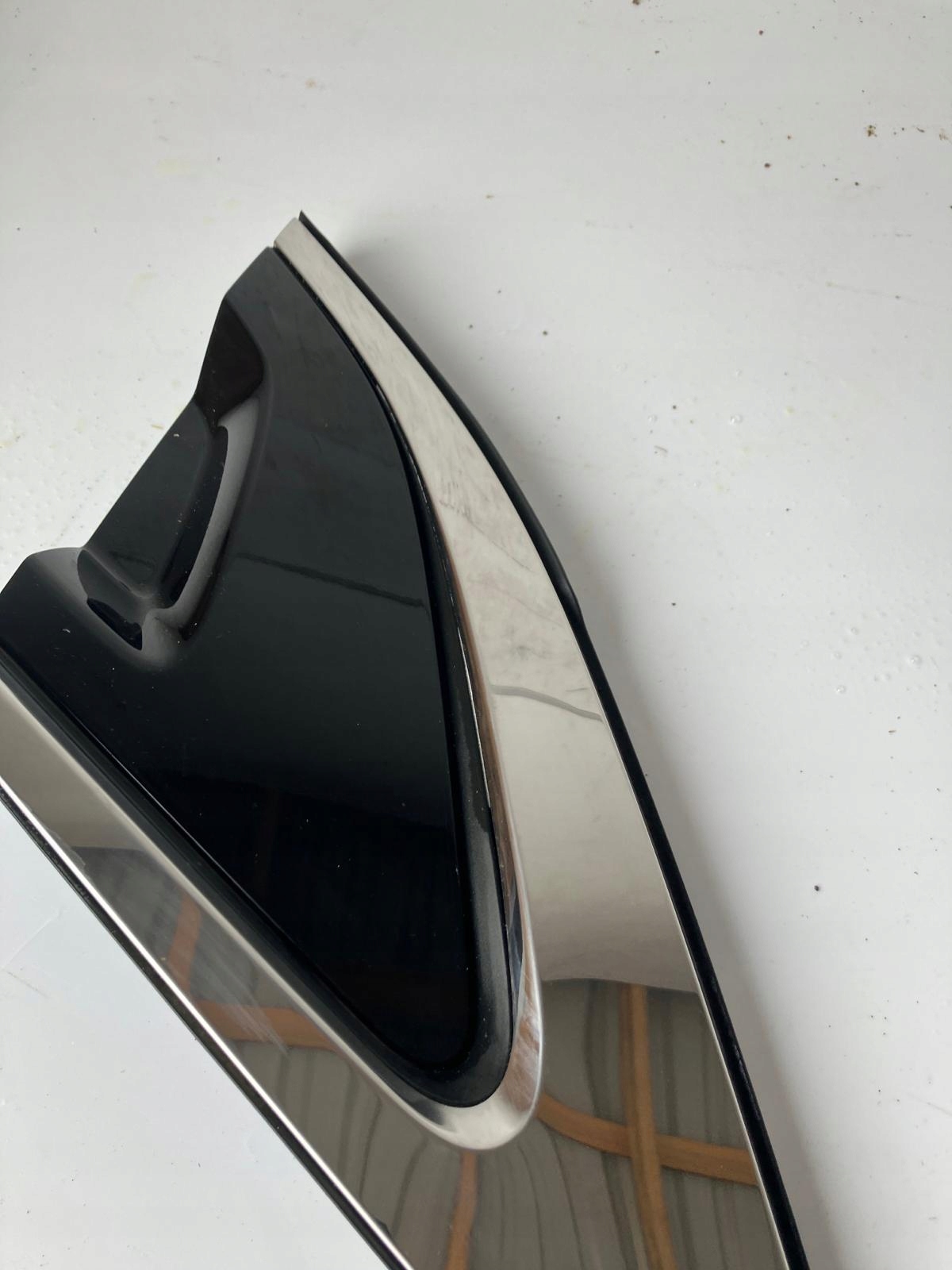 modanatura parafango sinistra posteriore MEGANE V E-TECH 833811573R