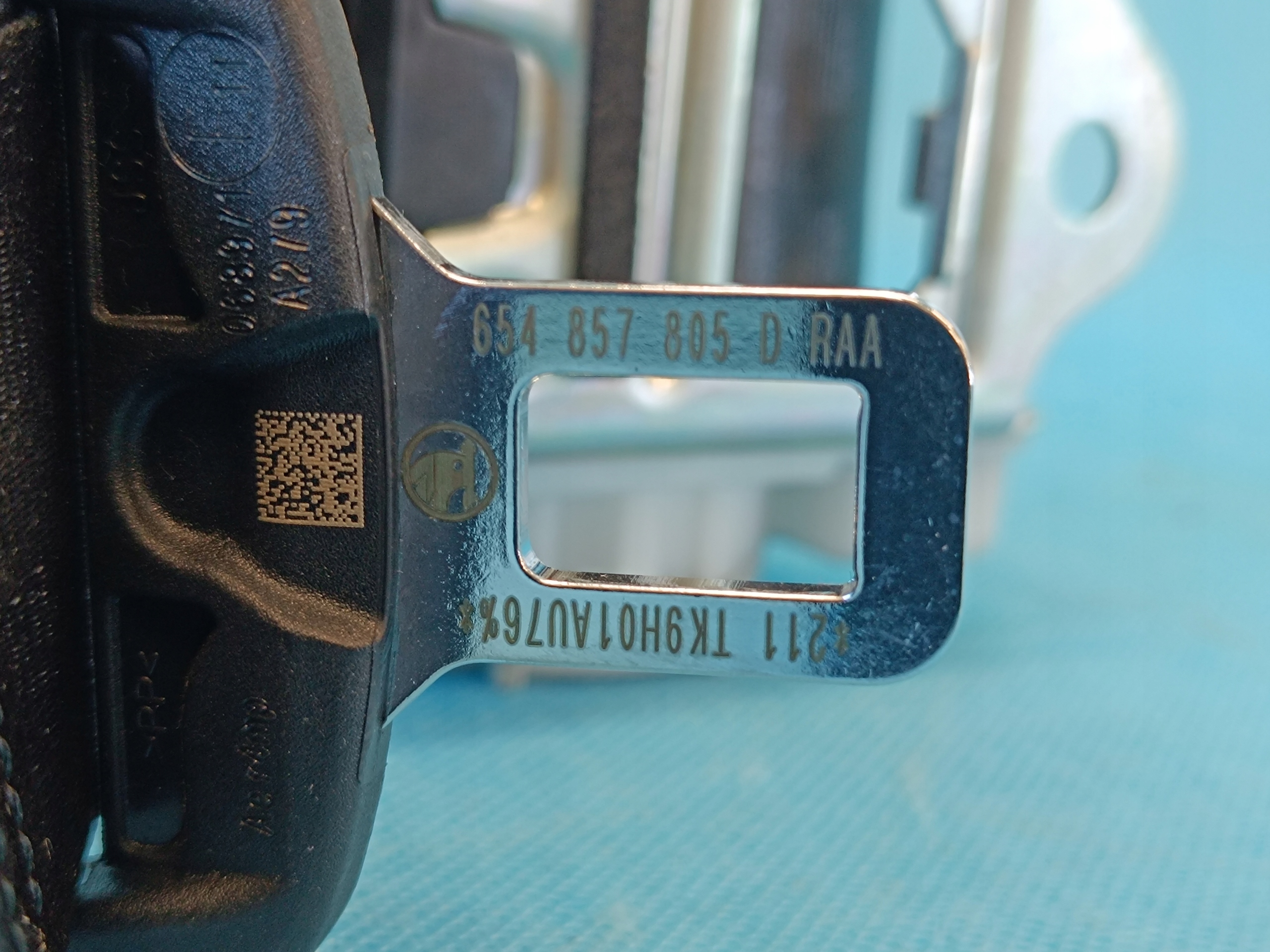 SKODA SCALA РЕСТАЙЛИНГ 1.0 85KW 2024R ремень безопасности 654857805D