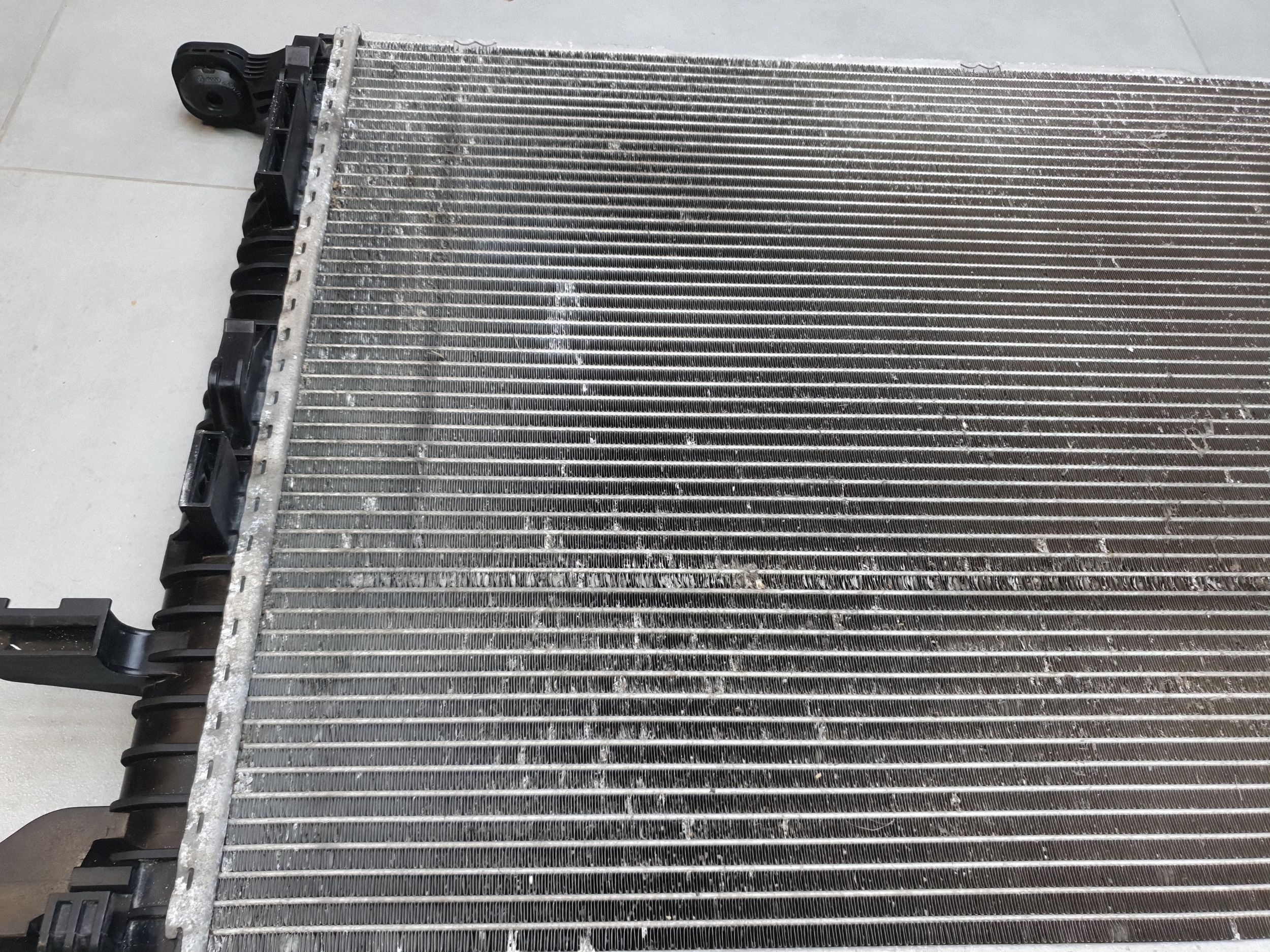 Audi A4 B8 8K 2.0 tfsi water cooler 8K0121251L