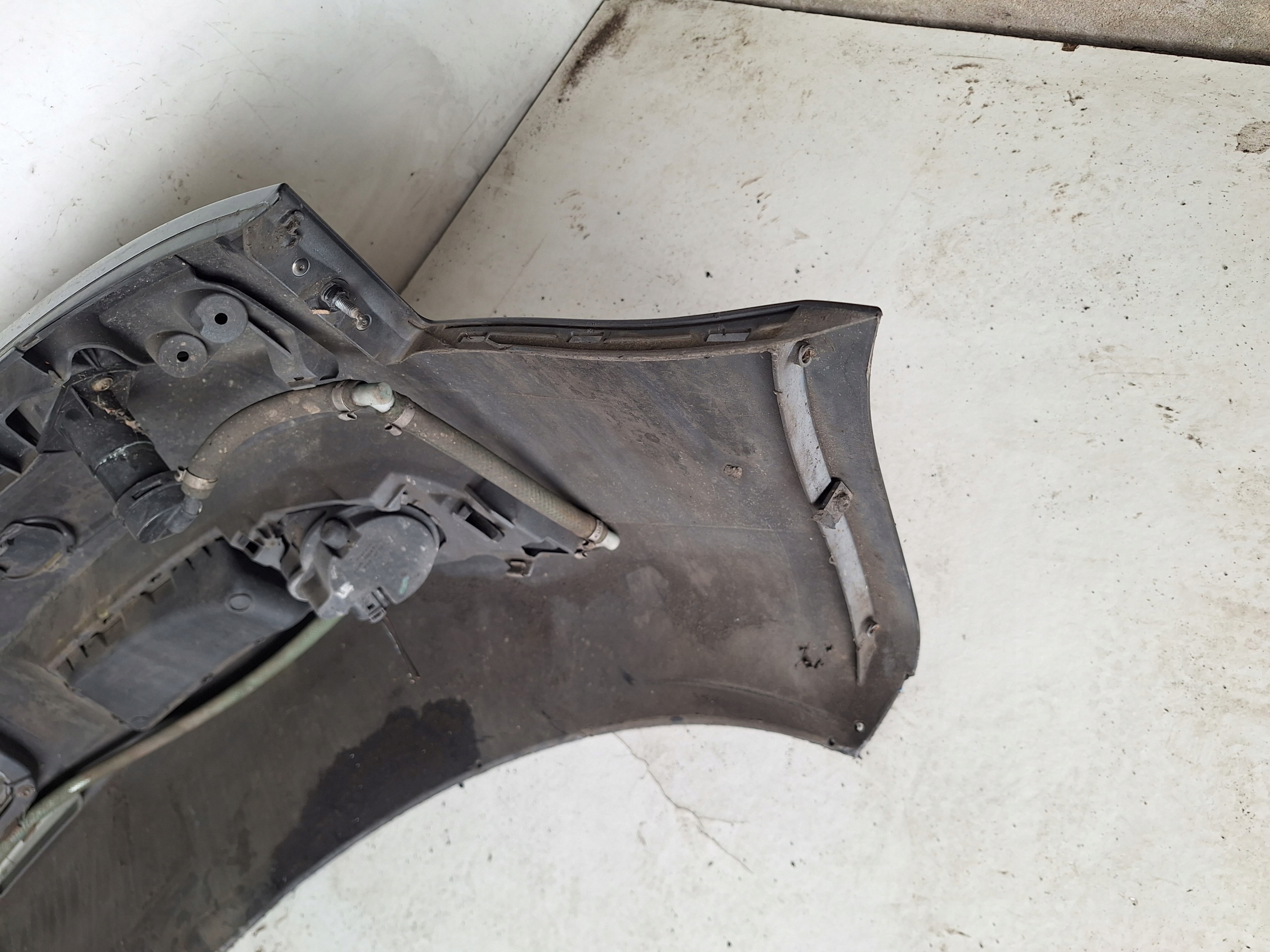 AUDI A6 C6 04-08 bumper + XENON S-LINE