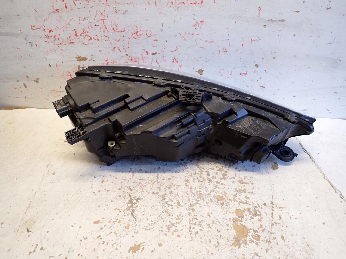 light front front left AUDI A4 B9 LIFT 2019- FULL LED MATRIX 8W0941035J