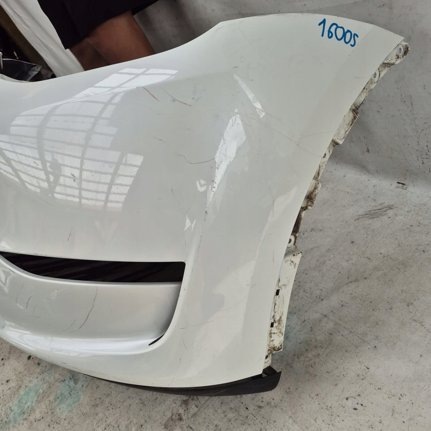 TESLA MODEL Y 20-25 bumper front front cover