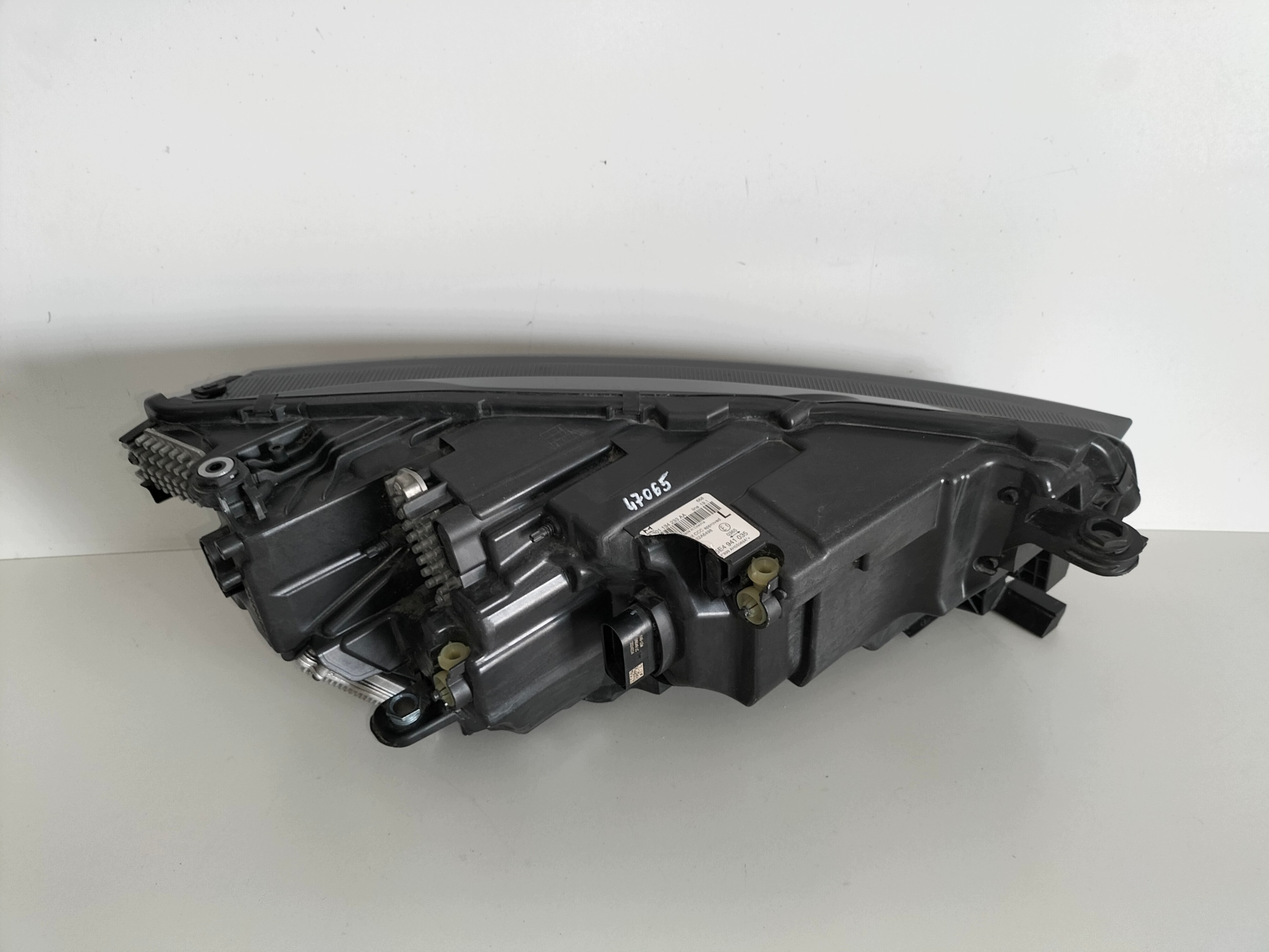 light front reflektor left SKODA OCTAVIA 4 IV LIFT 24- FULL LED CRYSTAL