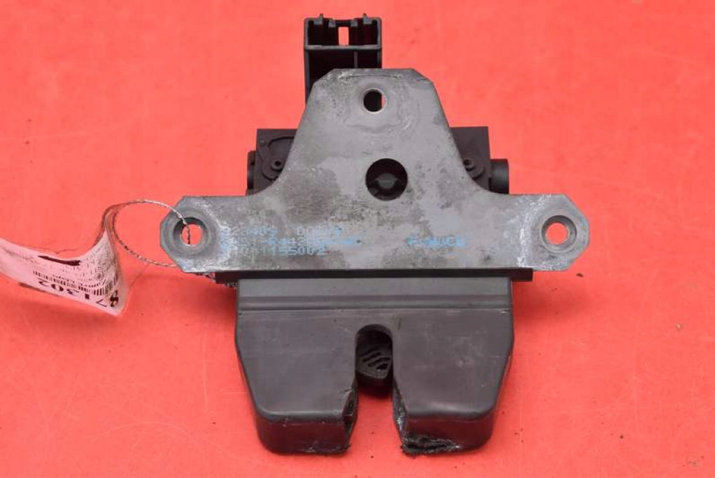 lock bonnet rear part boot FORD FOCUS MK2 KOMBI 08-11