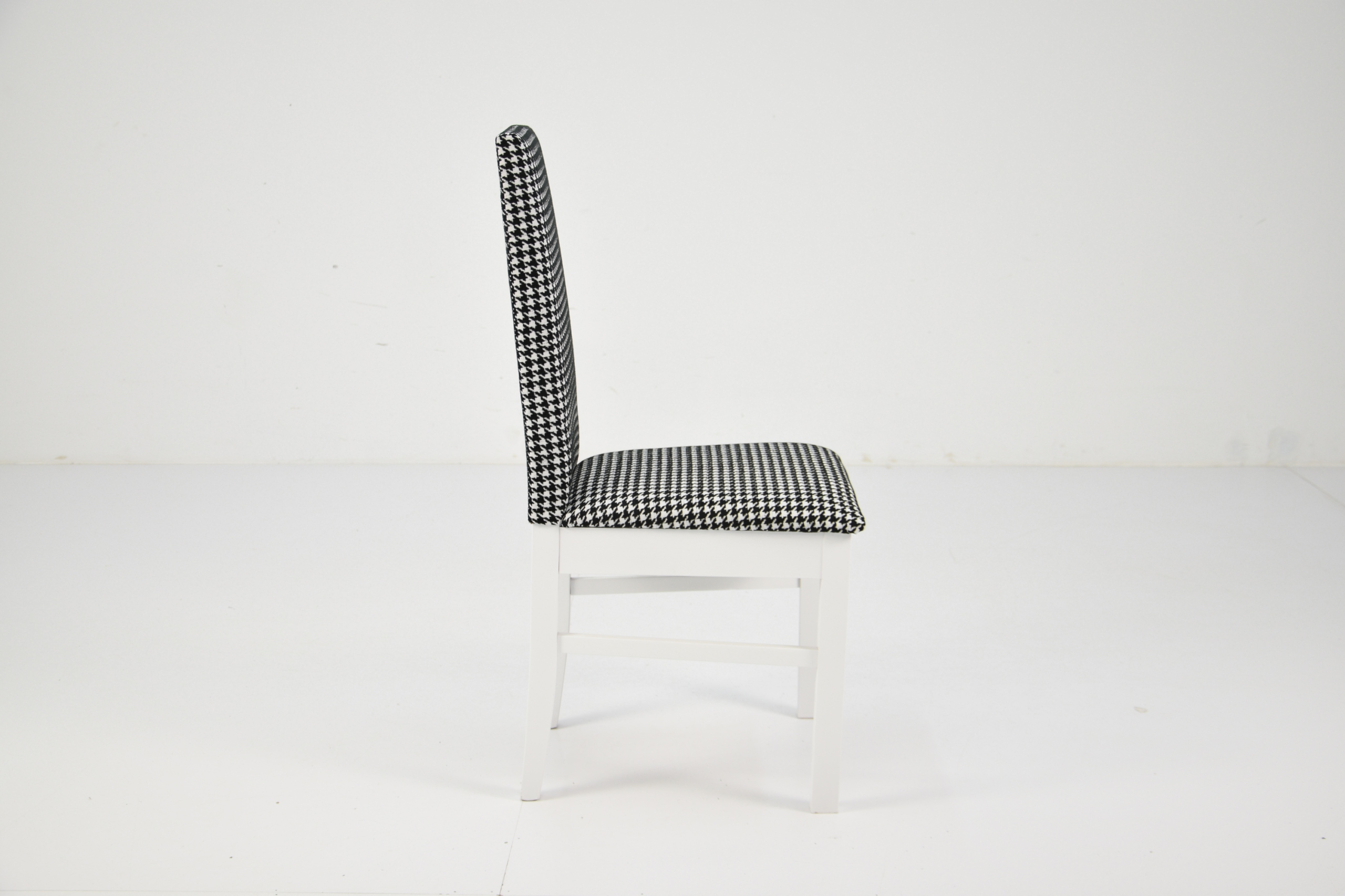 Zestaw 6 krzeseł i okrągły stół 110/210cm Wysokość krzesła 98 cm