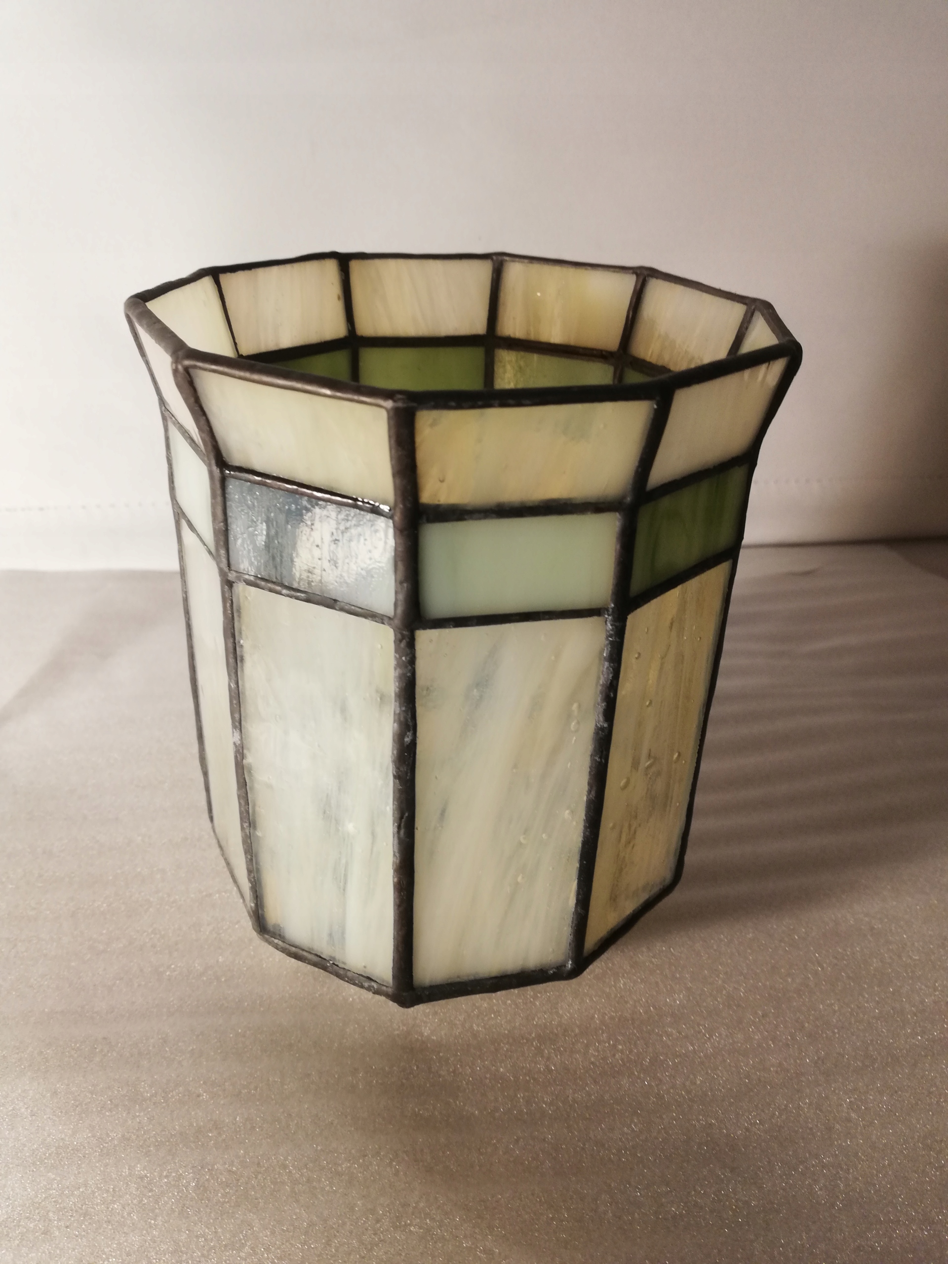 KLOSZ WITRAŻOWY TIFFANY DO LAMPY LAMPKI KINKIETU