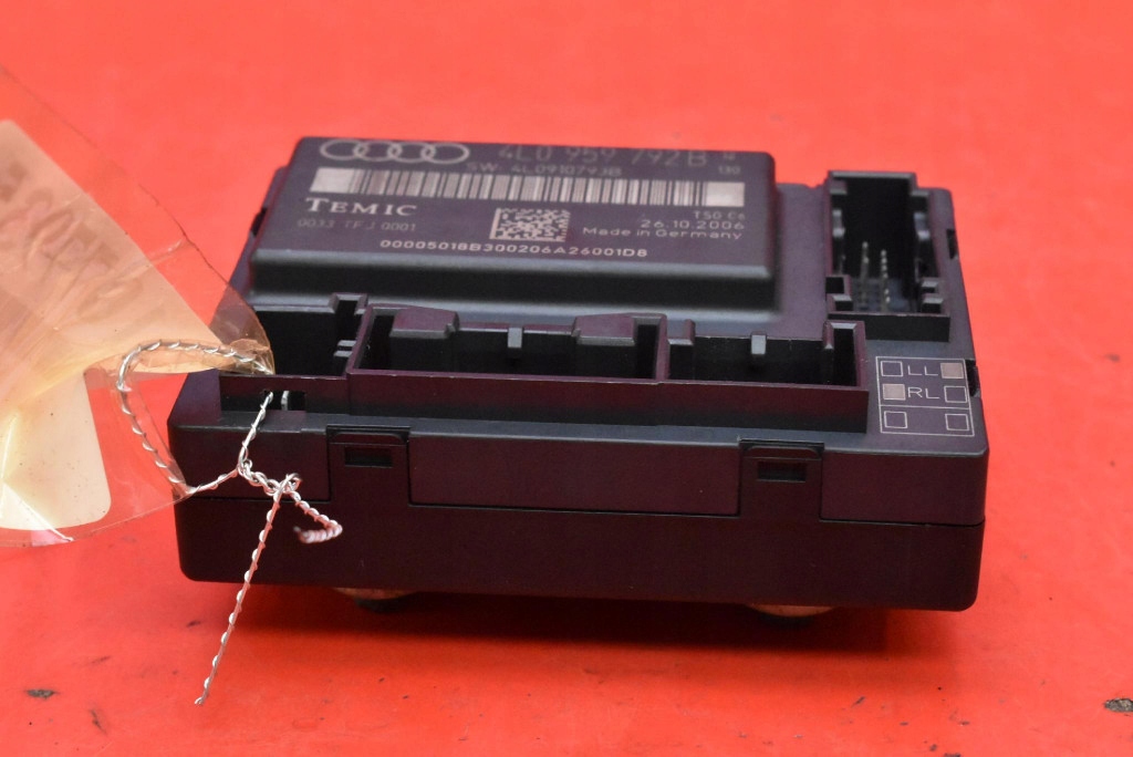 control unit module door right front 4L0959792B AUDI Q7 4L 05-09
