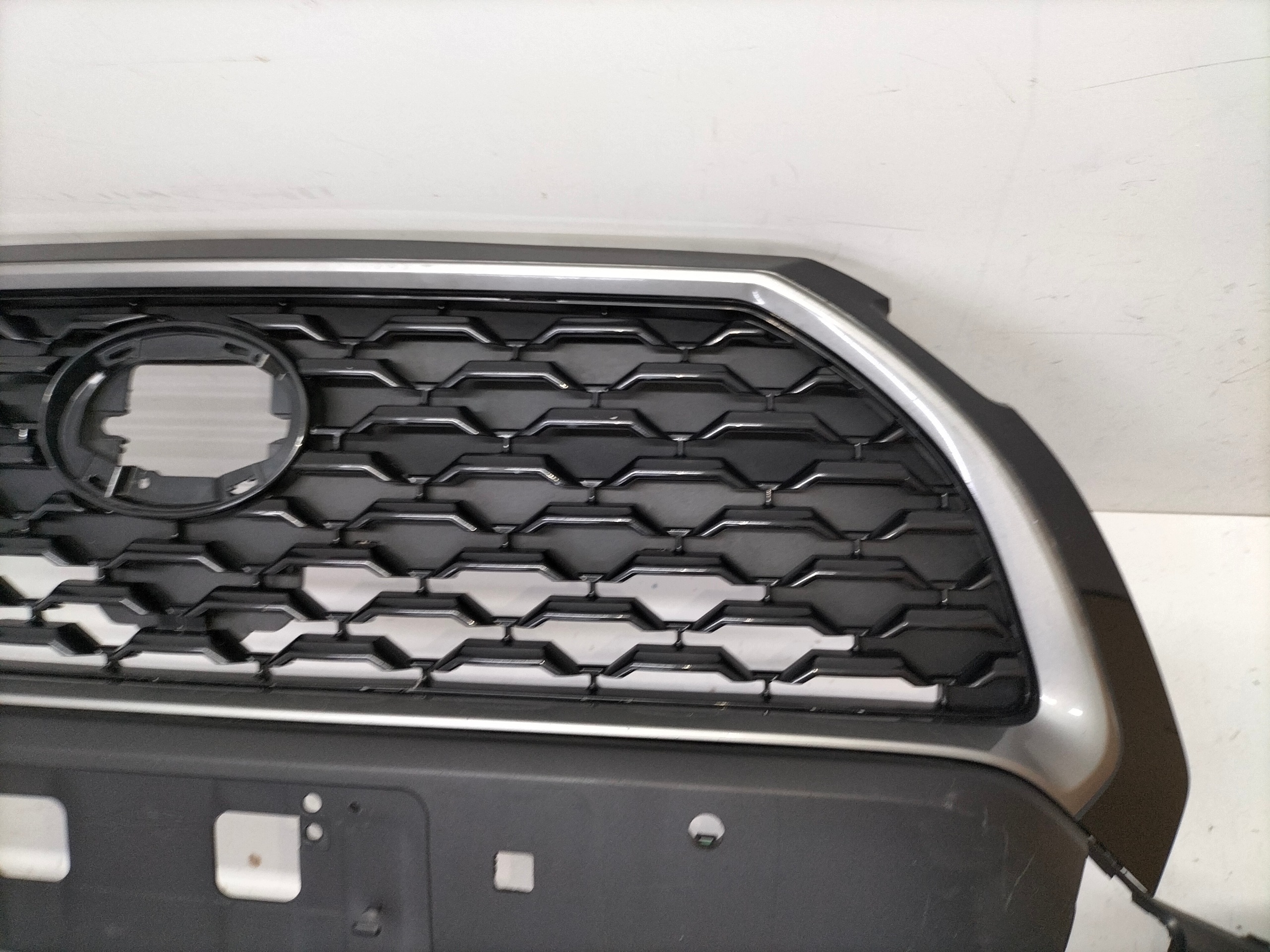 grille grid grill spoiler front TOYOTA COROLLA CROSS 20