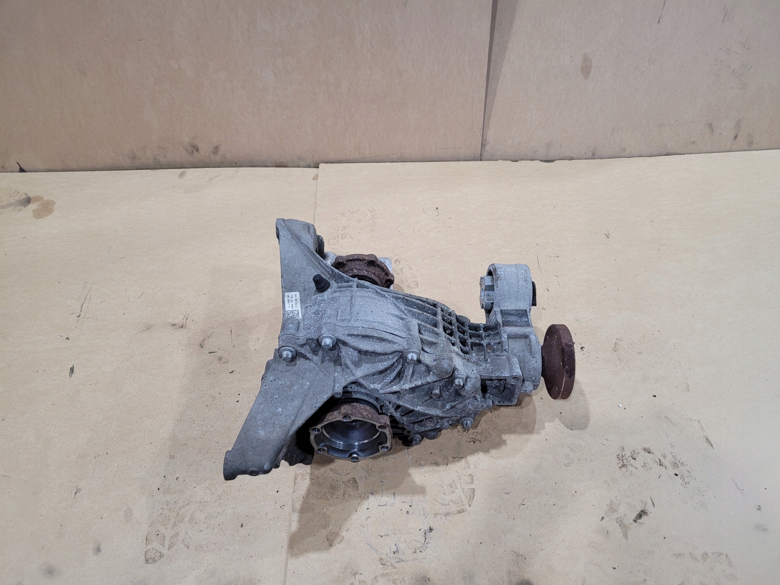 Міст диференціал задній AUDI A4 B9 A5 8W 02d500043g