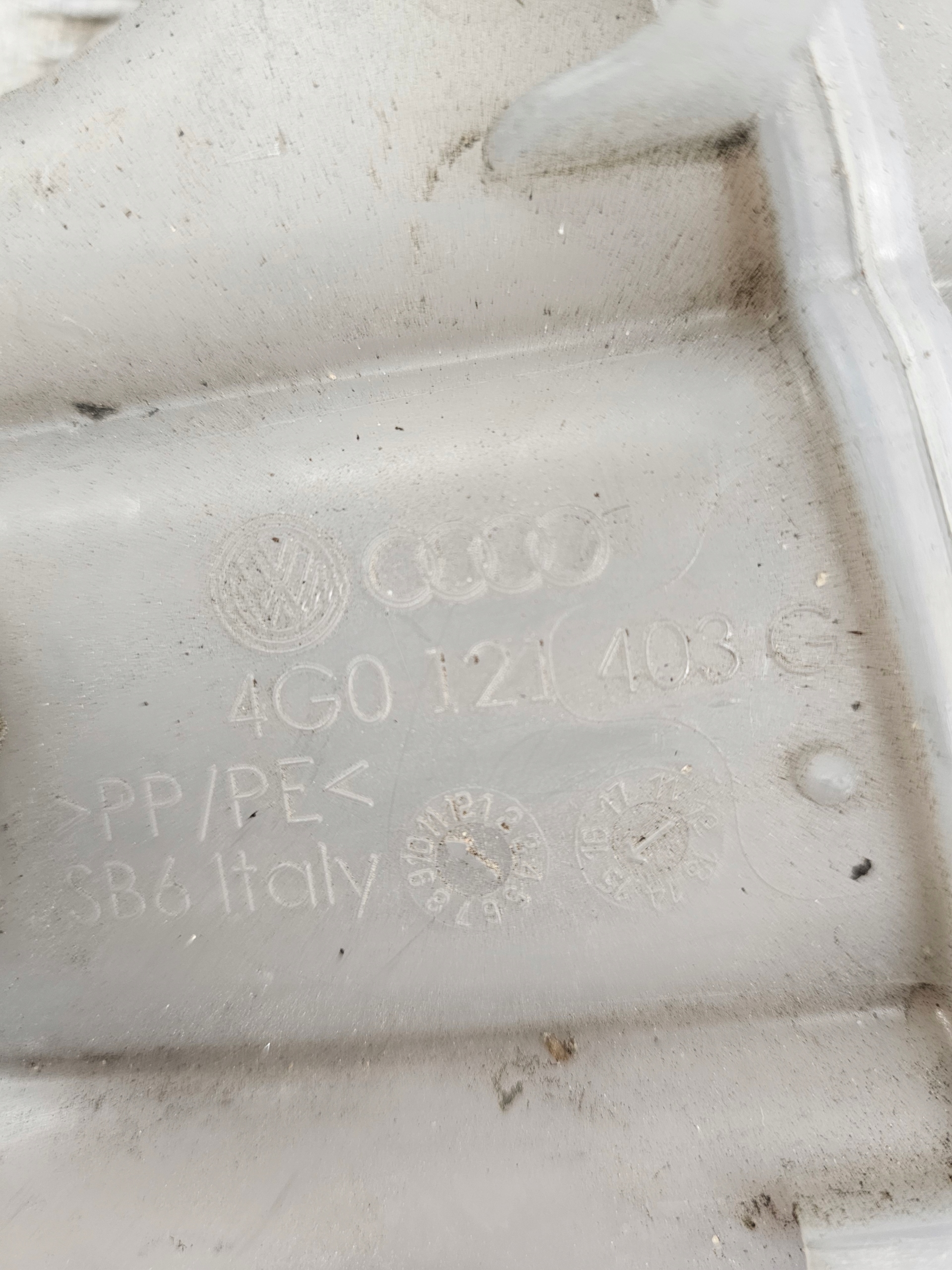 serbatoio LIQUIDO 4G0121403G AUDI A6 C7
