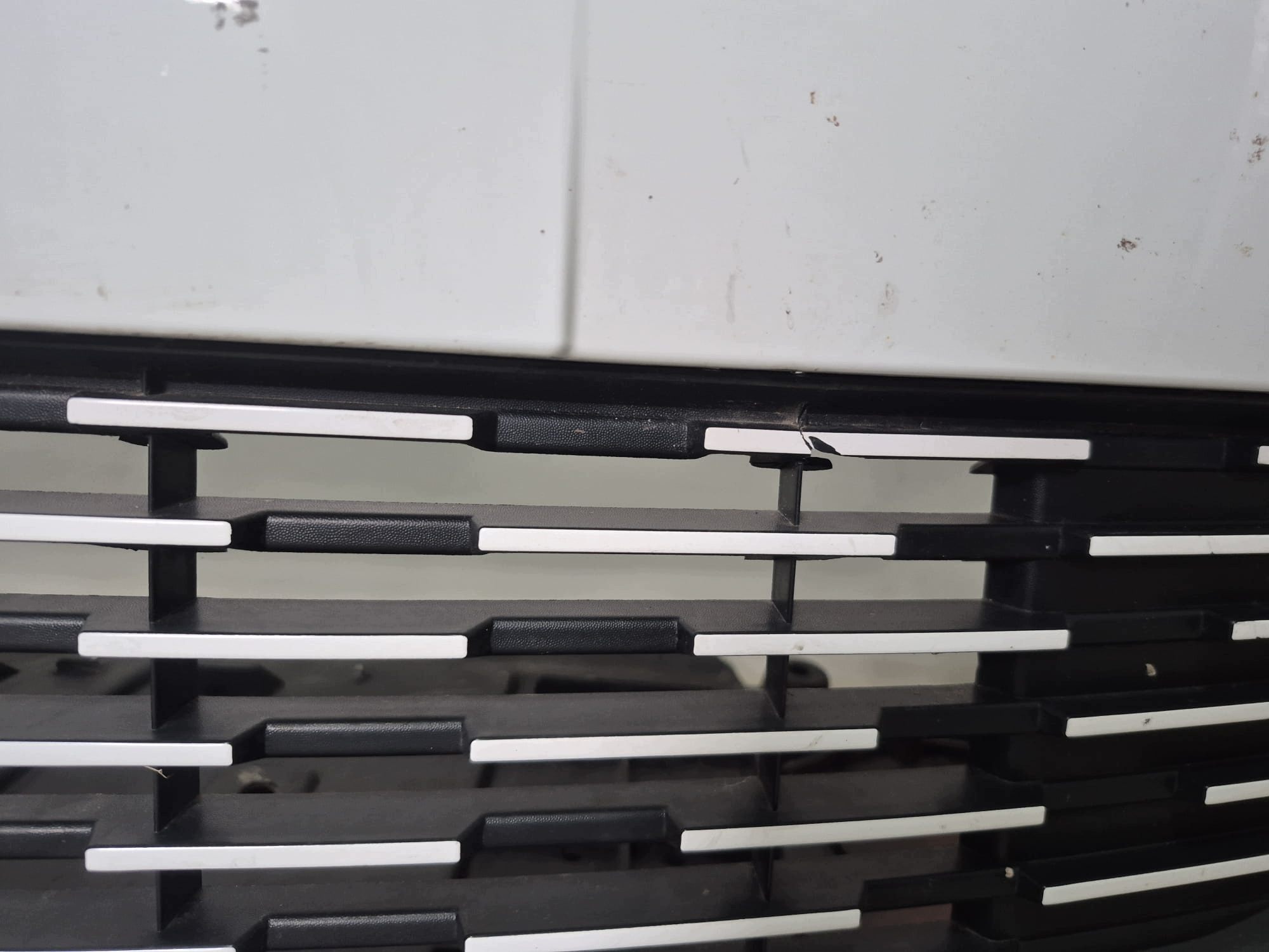 RENAULT TWINGO III 3 LIFT 18- bumper front front 620221014R