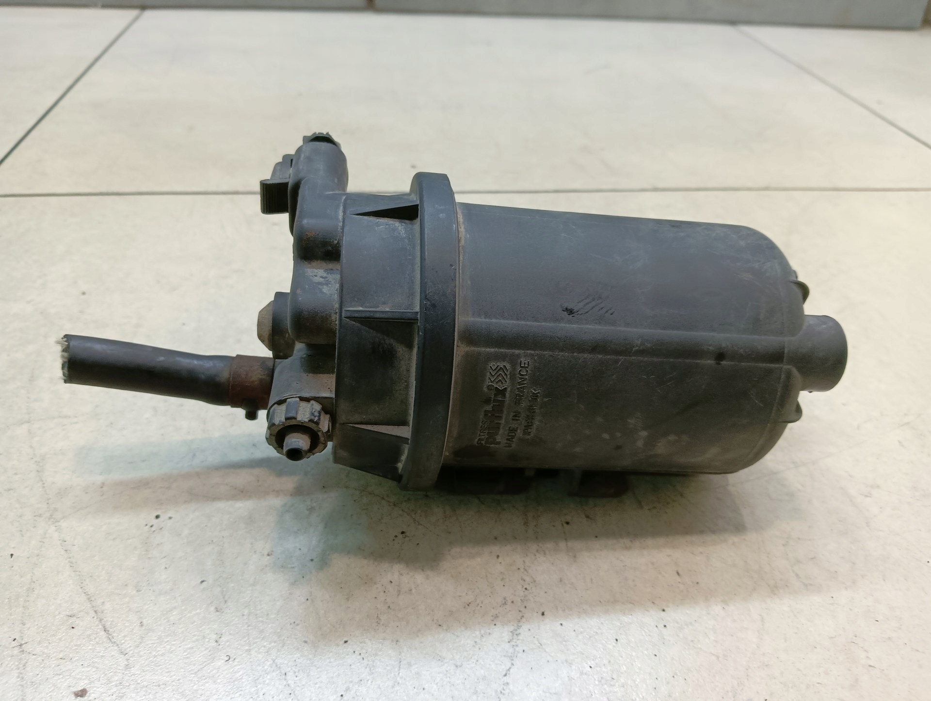 poklopač filtera goriva MEGANE II 1.9 DCI 8200169353
