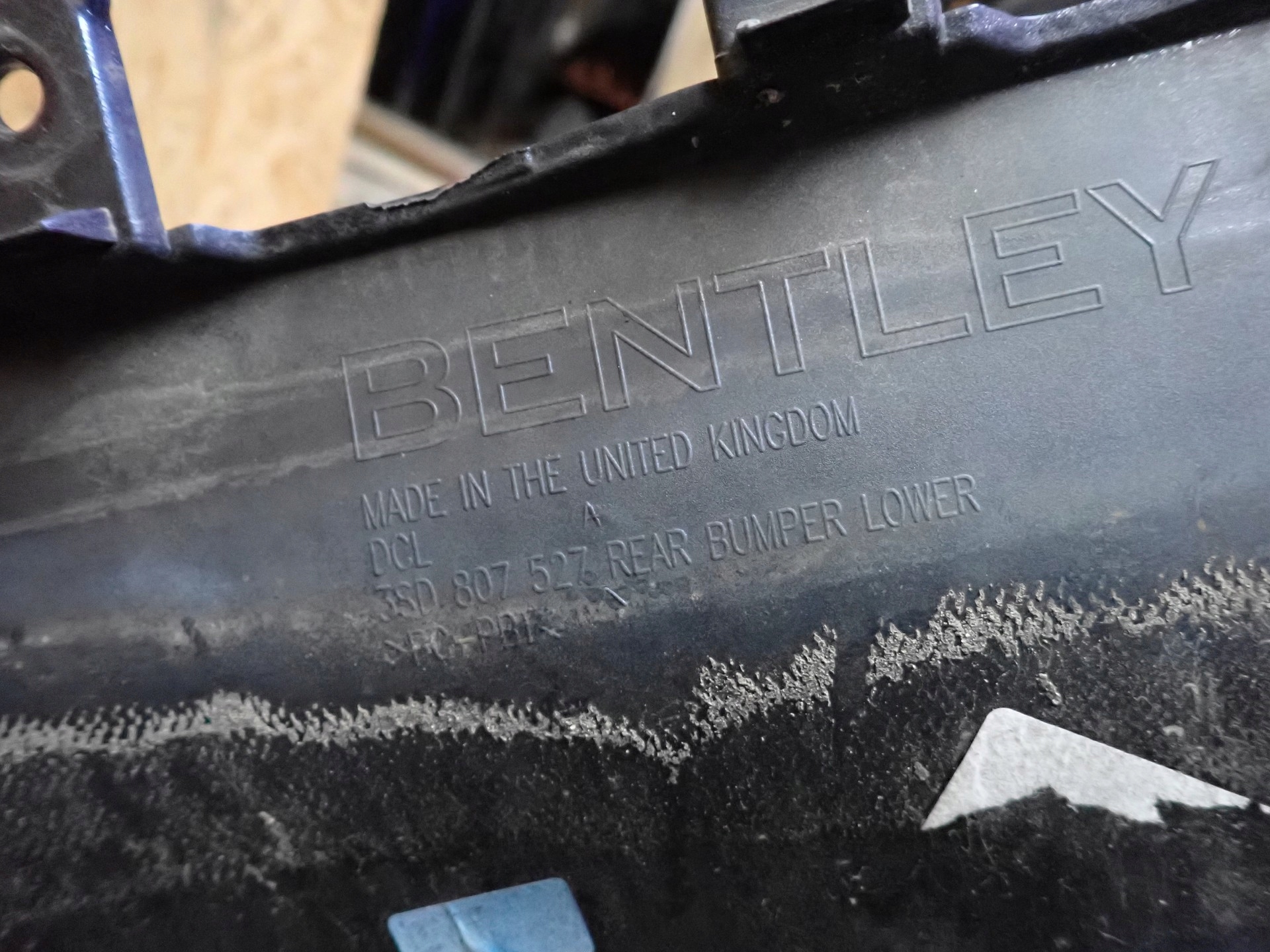 bumper rear part rear BENTLEY CONTINENTAL GT GTC 3S 2017- CARBON 3SD807527