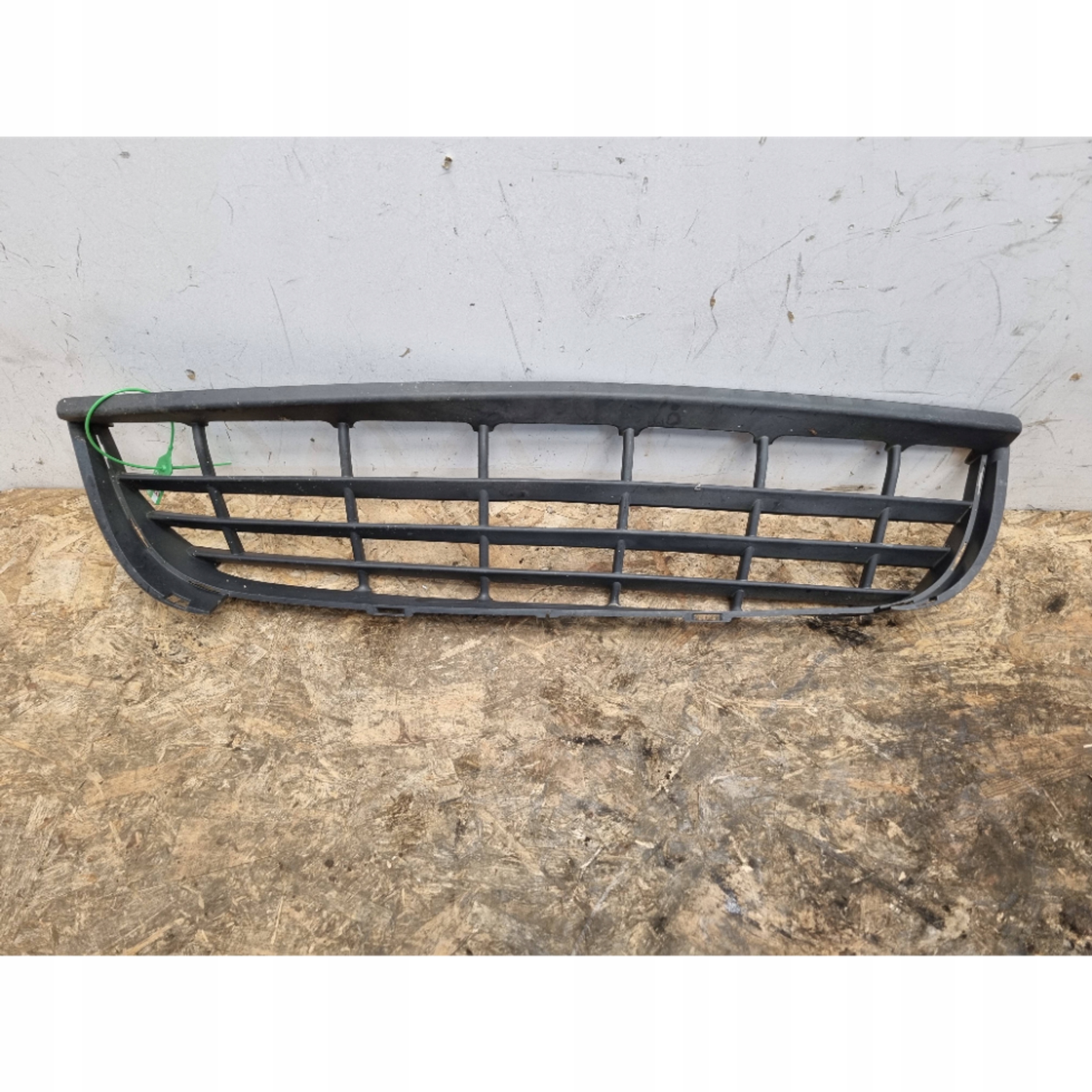 Lüftungsgitter der Stoßstange 2E0807835A VW CRAFTER 2E0