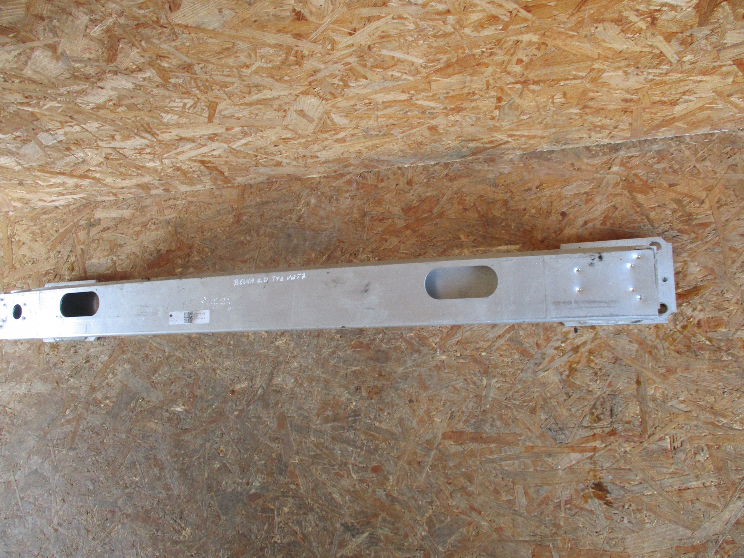 TRAVERSA paraurti posteriore posteriore VW T7 7T0
