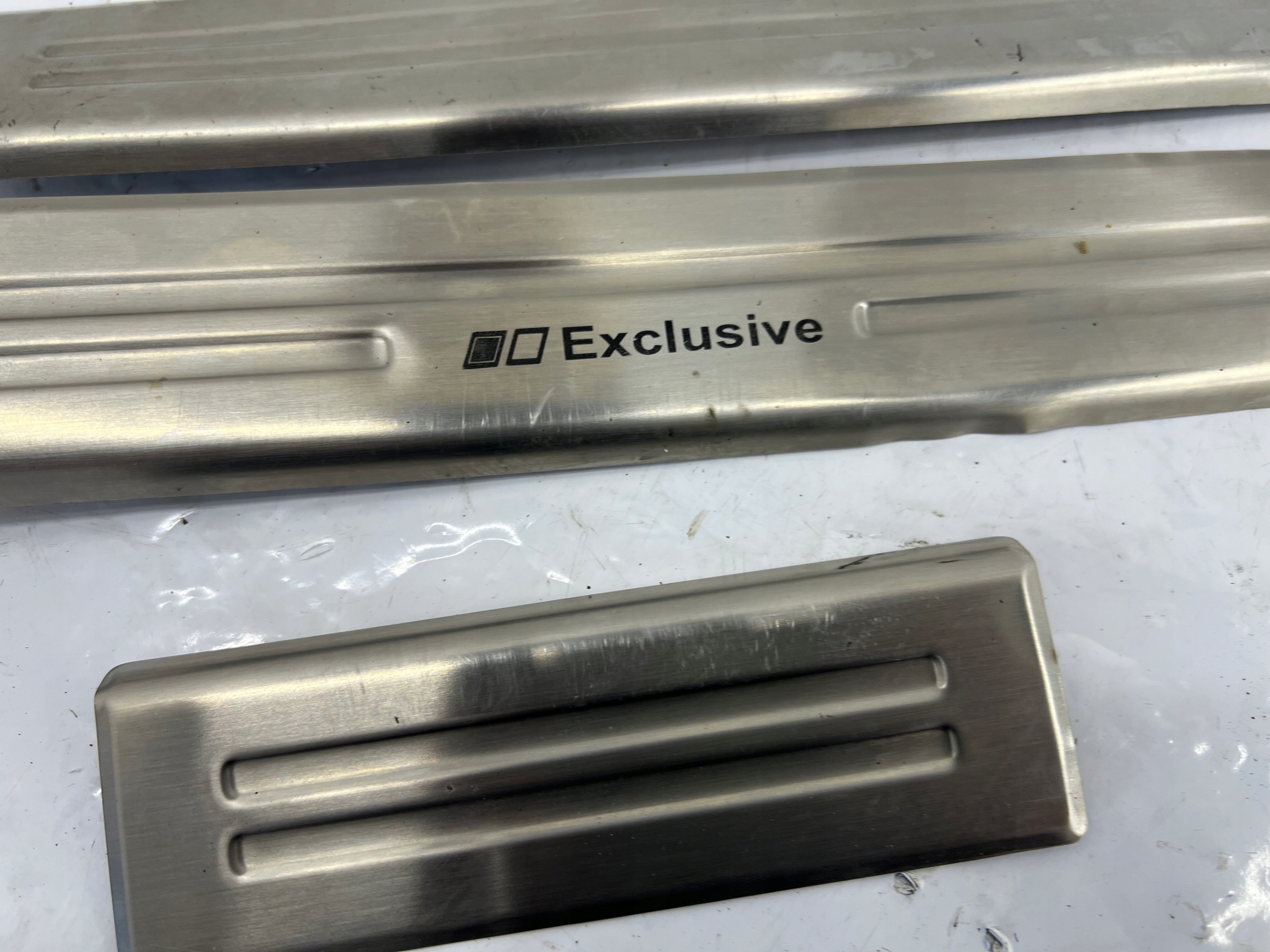 VOLKSWAGEN T-ROC / T-ROC 2017-2023 caps mouldings threshold thresholds EXCLUSIVE
