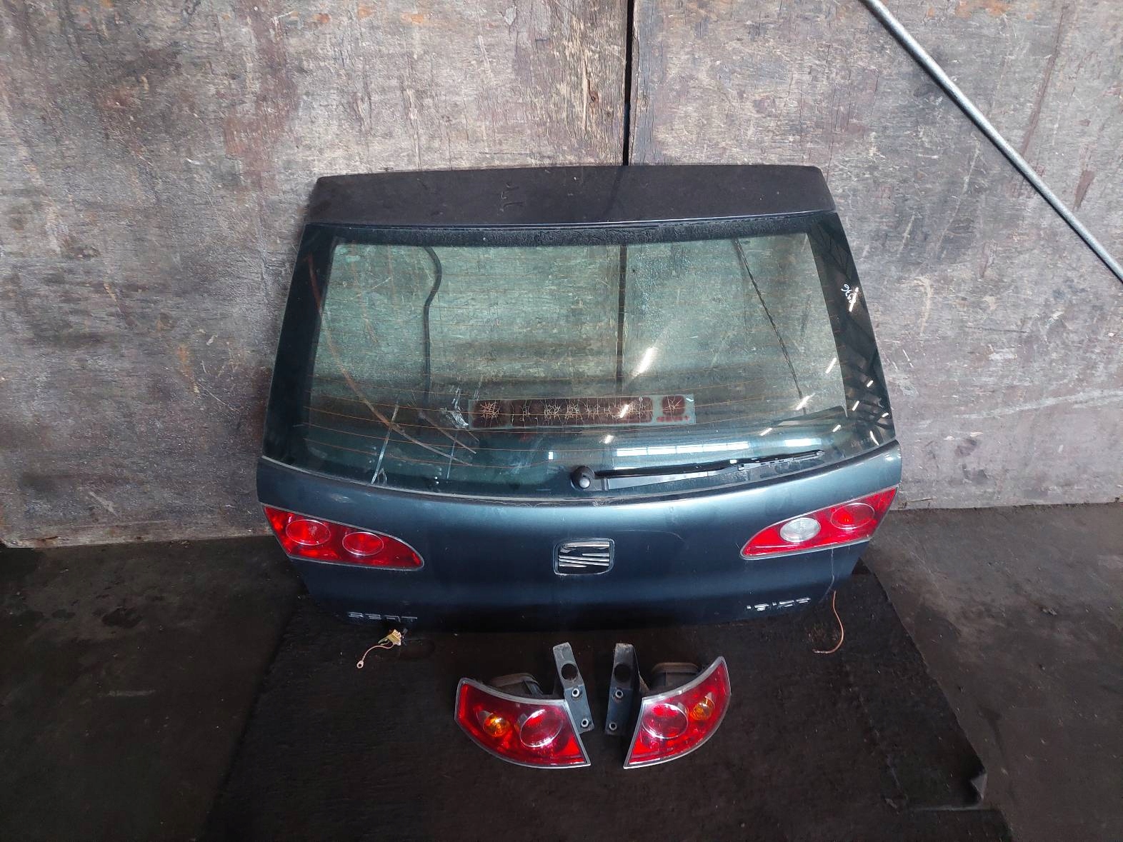 trunk door boot + lights SEAT IBIZA III LC7V HB 5D