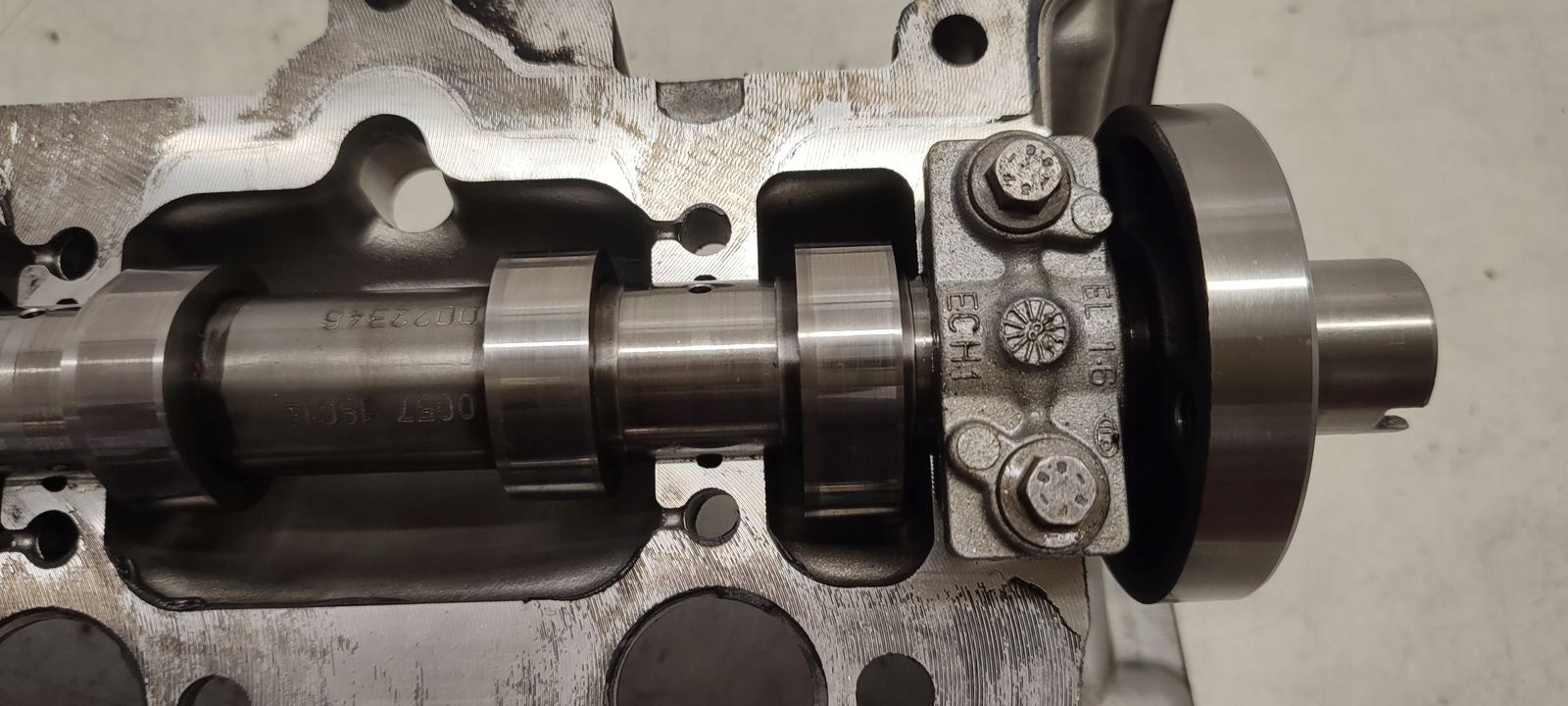 TESTATA Motore Opel Vivaro 2,0 DCI