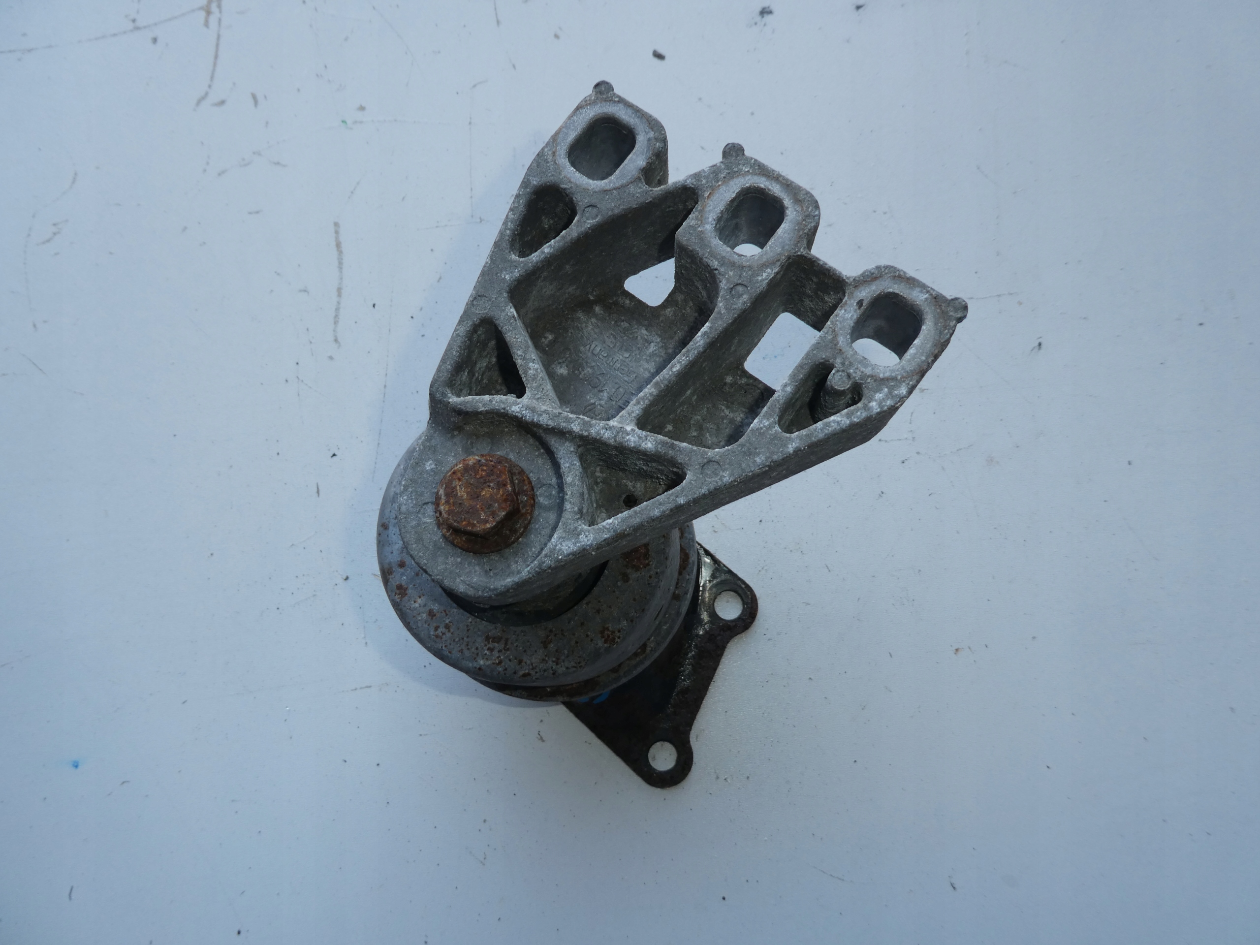 engine mount VW T6 2,0 TDI 7E0199207