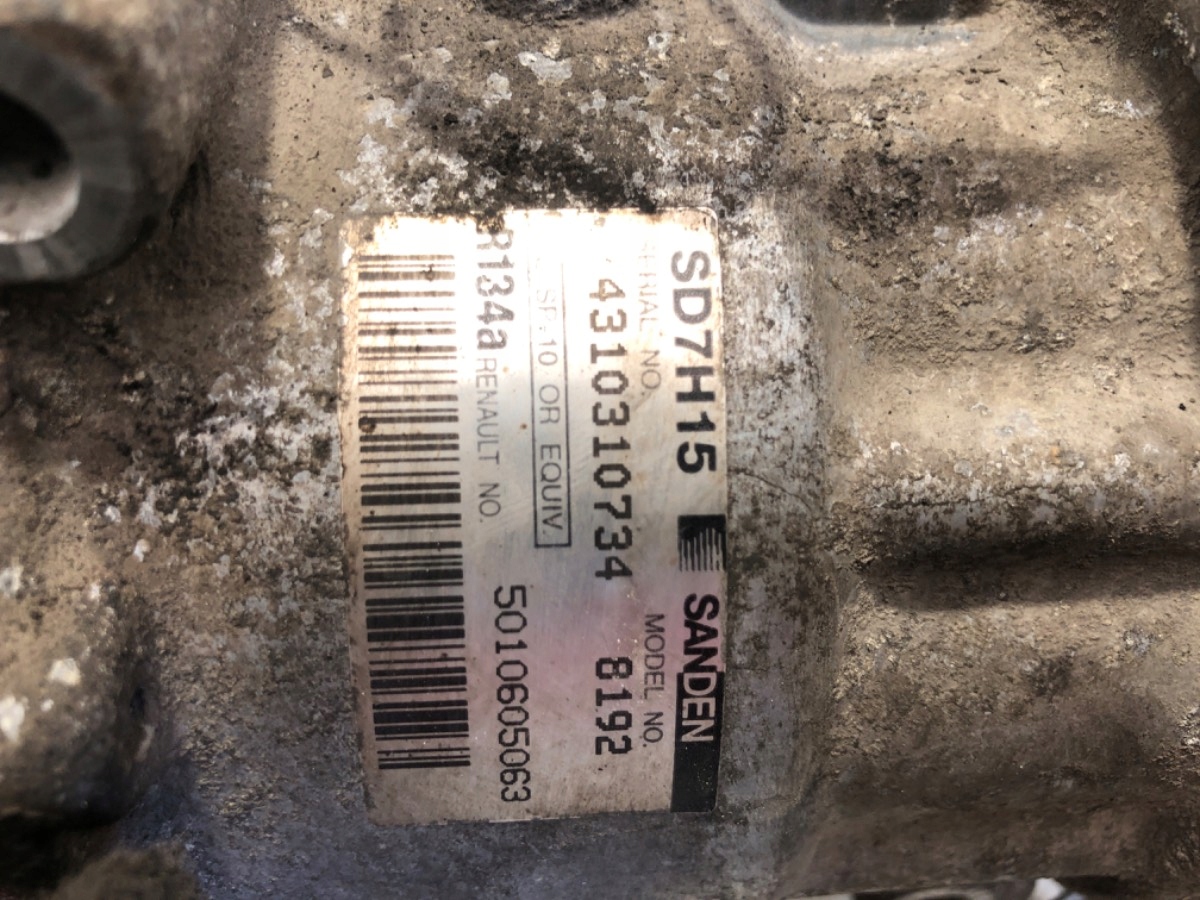 компрессор кондиционера RENAULT TRUCKS MAGNUM 5010605063 12.8 461KM