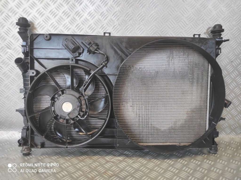 FORD TRANSIT MK8 2.0 TDCI ECOBLUE TYŁ NEPĘD CHŁODNICA WODY WENTYLATOR