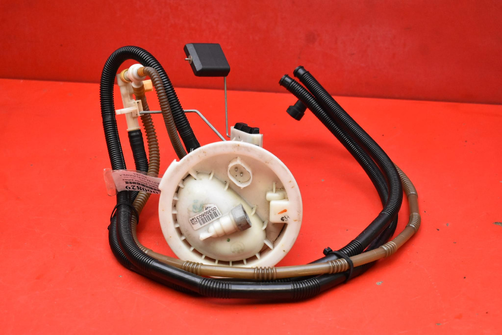 snimač razine goriva 6766919 BMW E90 E91 3.0i 257 KM 04-10