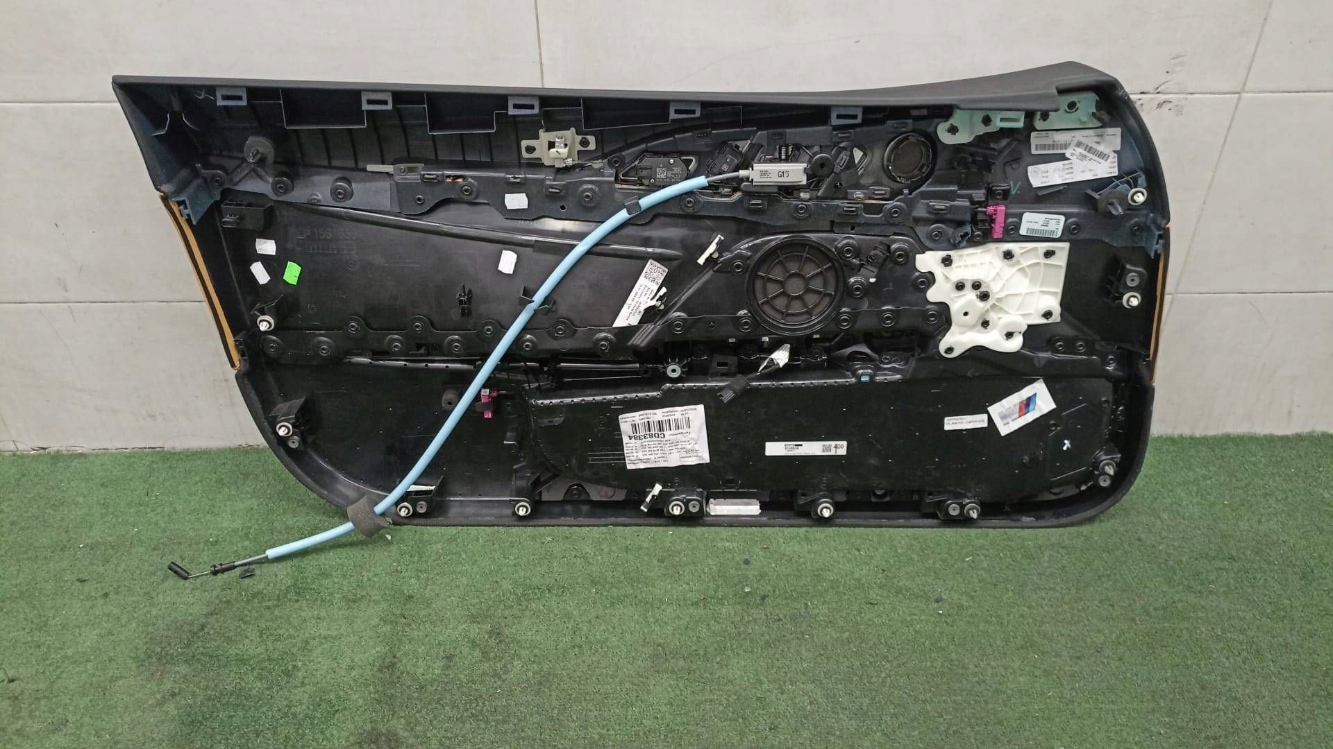 BMW M8 F92 side door right