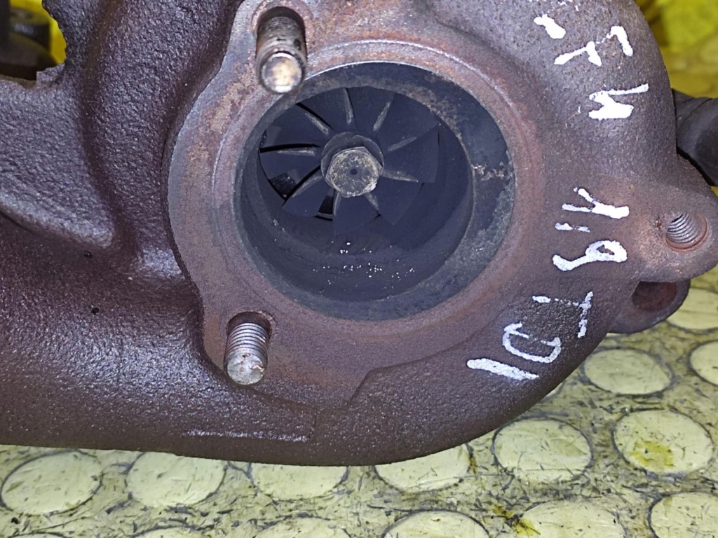 VW GOLF IV 1.9 TDI turbo 030253019A