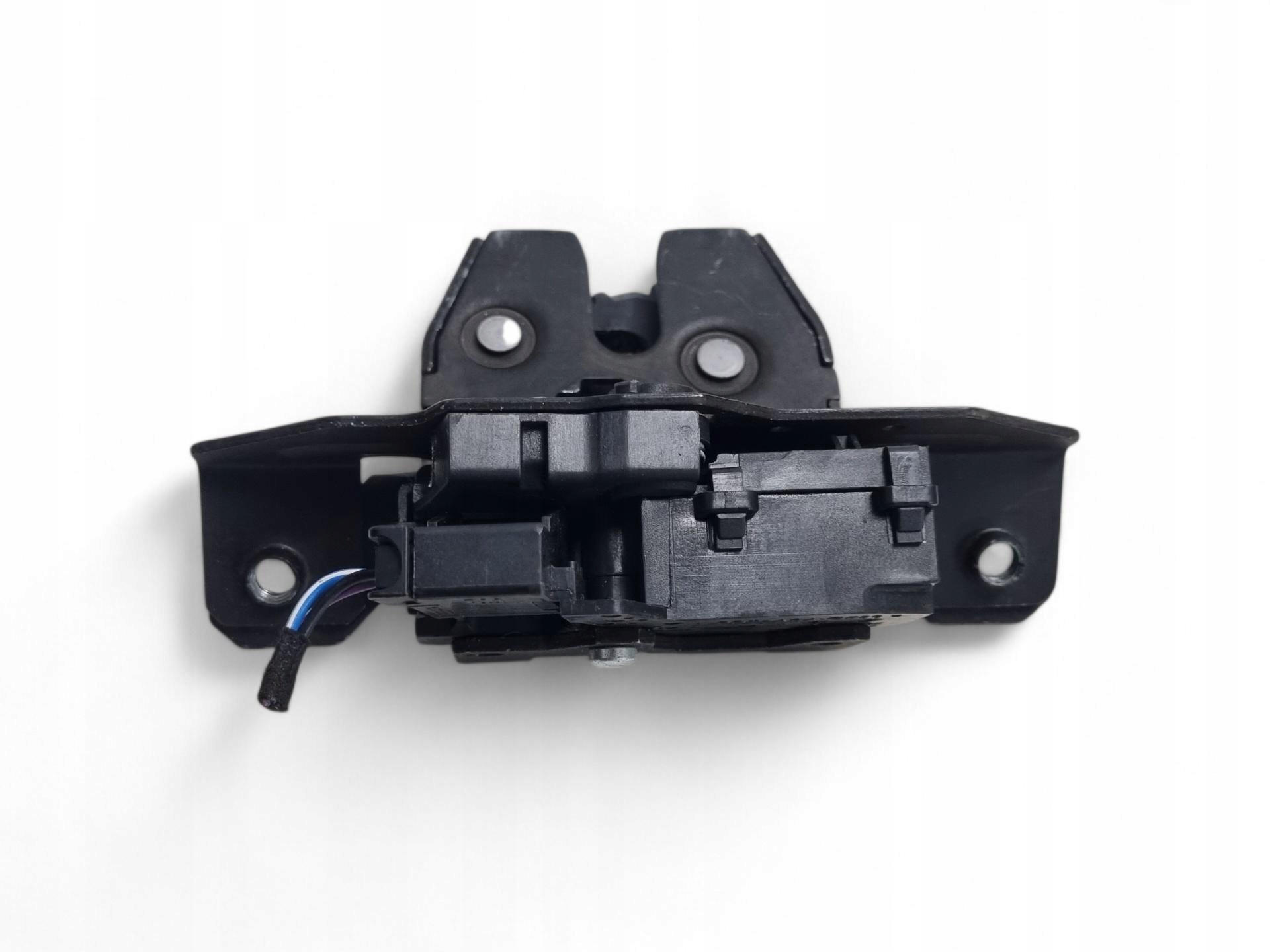 lock bonnet boot Opel Astra J facelift 2012 13587646