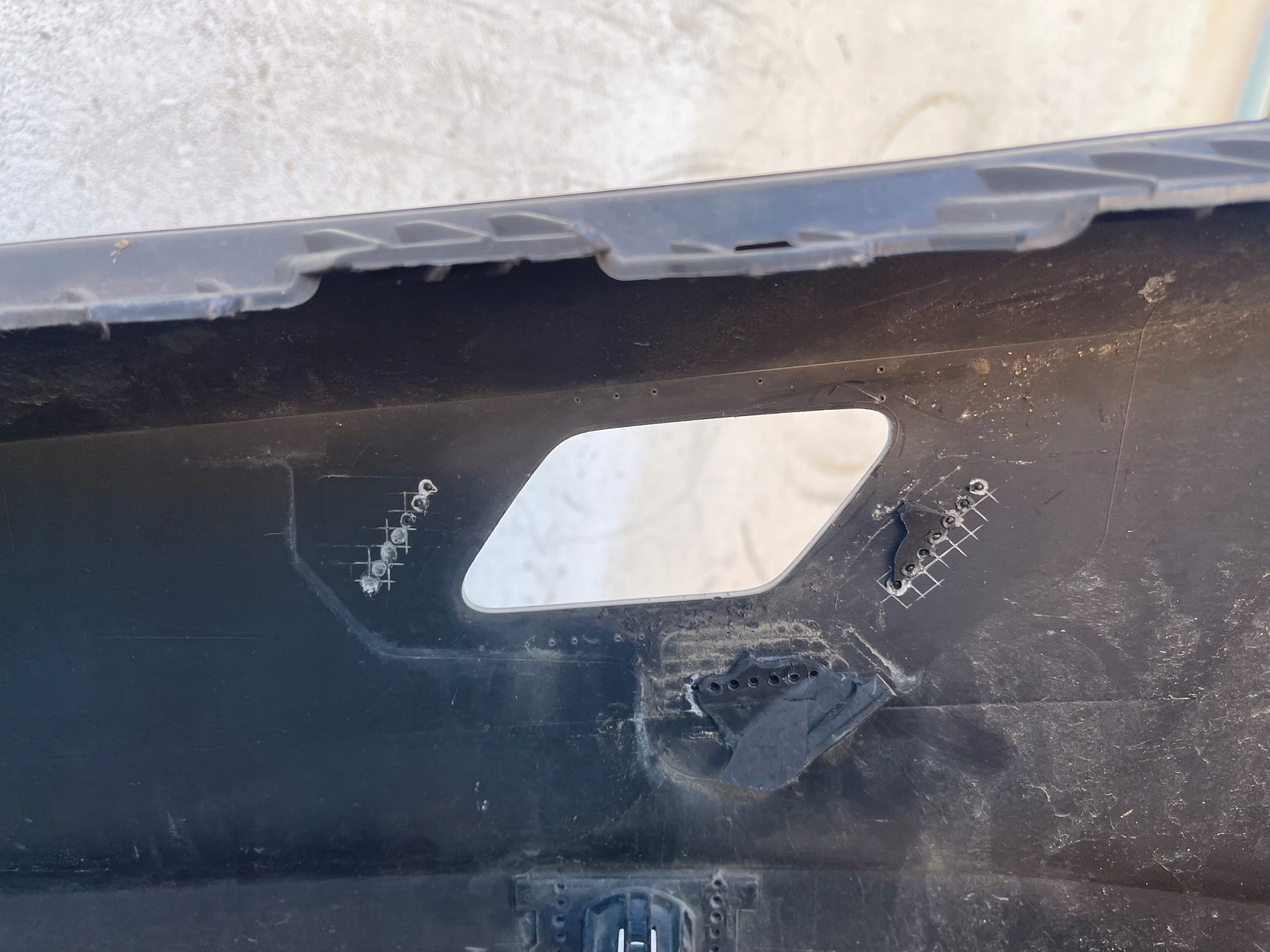 VW TOURAN II 5TA 2015 - bumper front front PDC washers