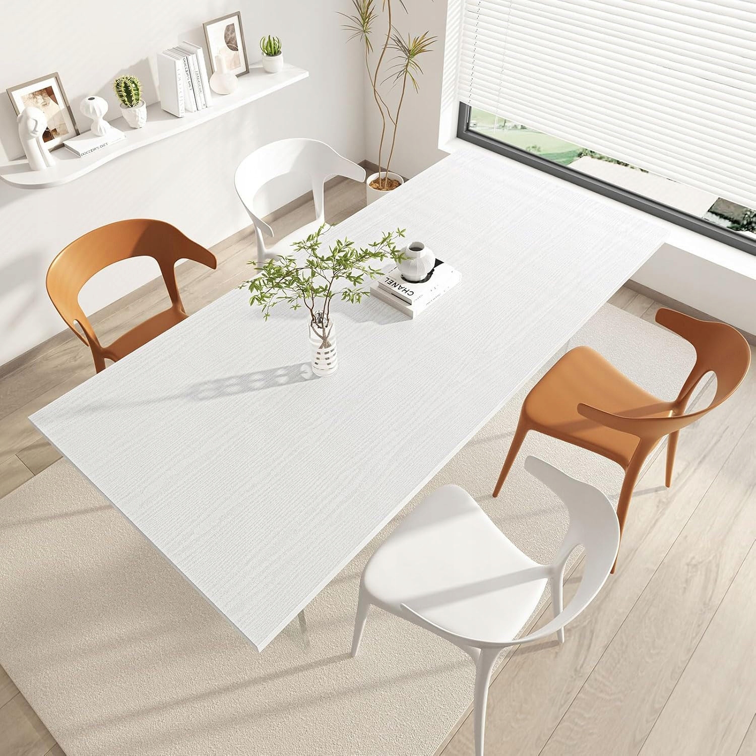 SAMOPRZYLEPNA MEBLOWA OKLEINA NA MEBLE FOLIA BIAŁY DĄB 60cm x 10m Gama kolorystyczna biały