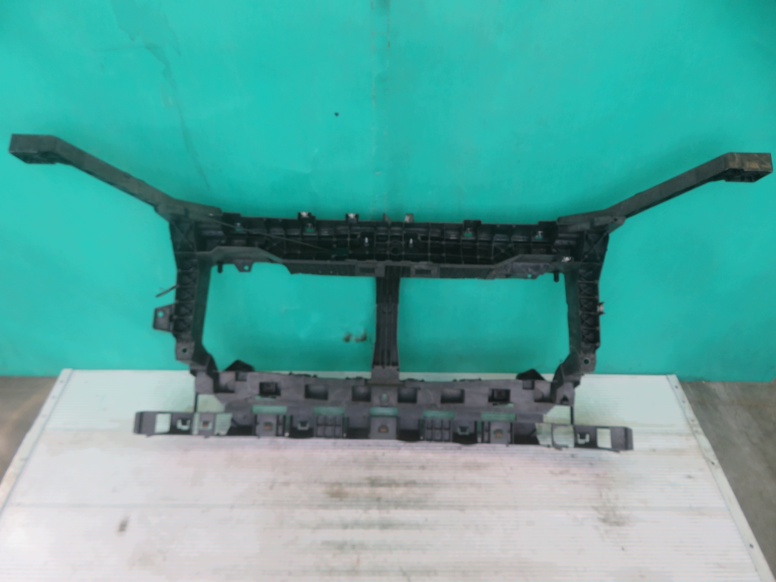 support panel for radiators pillar RENAULT TRAFIC OPEL VIVARO 20R 625001299R