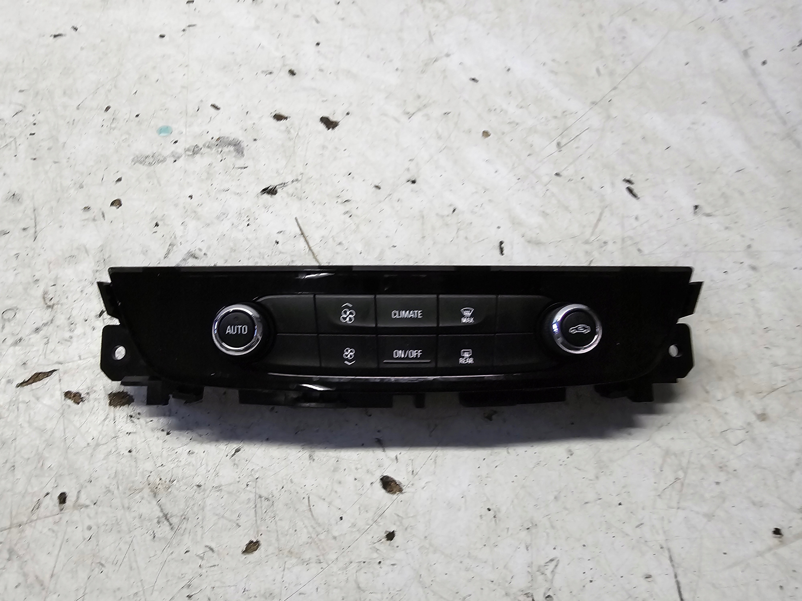 OPEL INSIGNIA B Unite commande clima Bouches buses 39113537