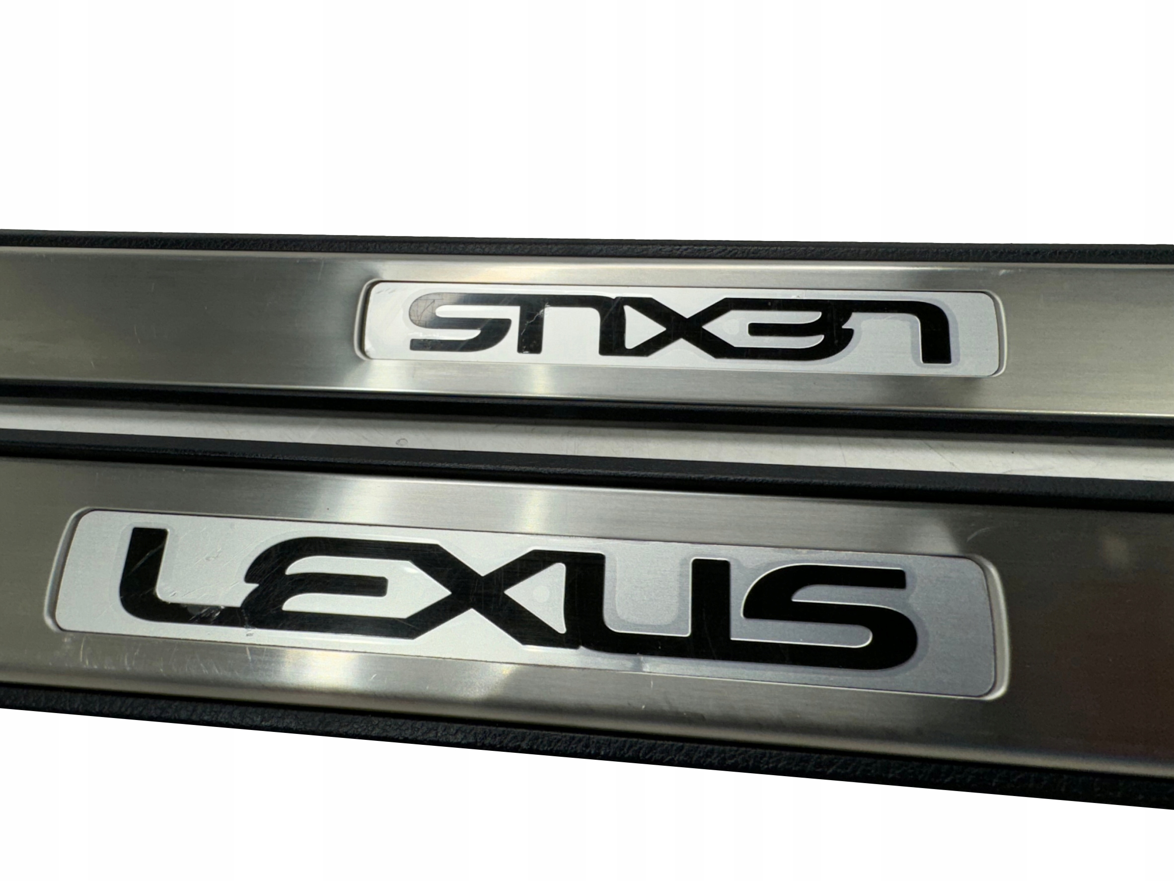 LEXUS RC RCF LISTWA PROGOWA DRZWI PROGOWA NAKŁADKA CHROM Producent części Lexus OE