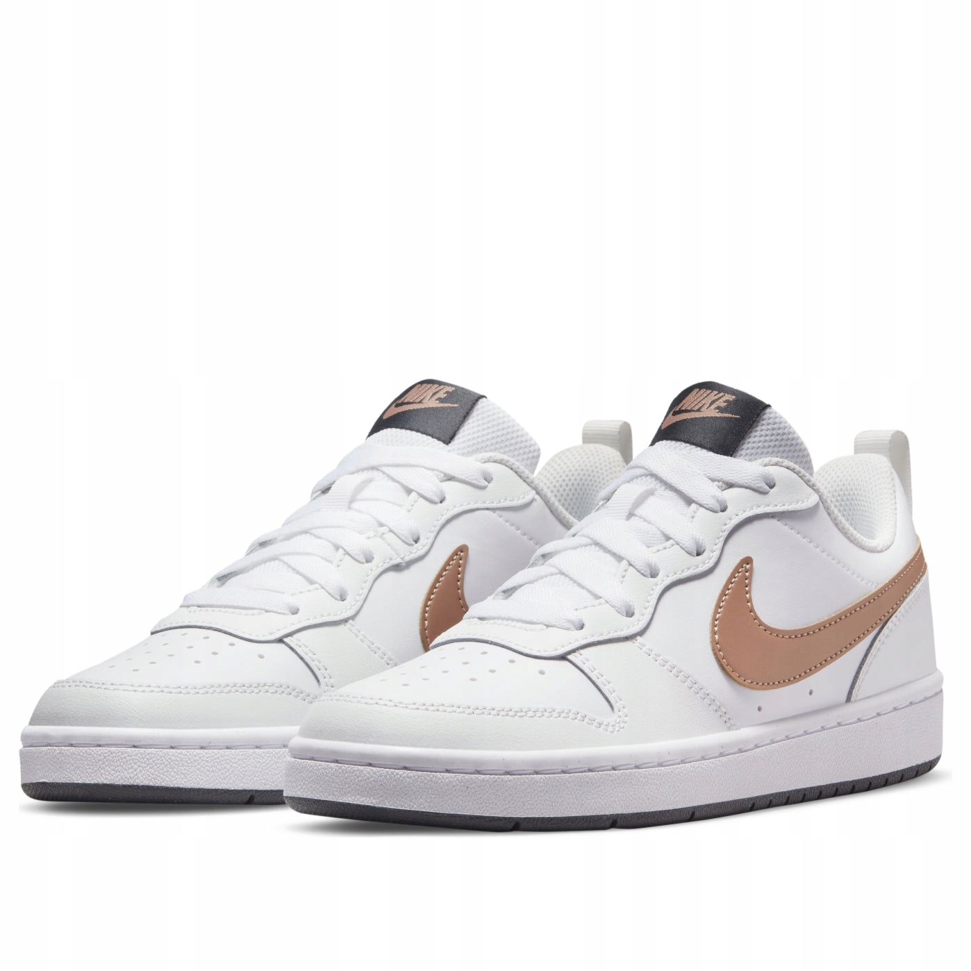 Sportovní obuv Nike Court Borough Low 2 BQ5448-116 vel. 40 bílá