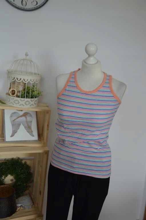 10 BLUZECZKA BLUZKA W PASECZKI TOP 146-152