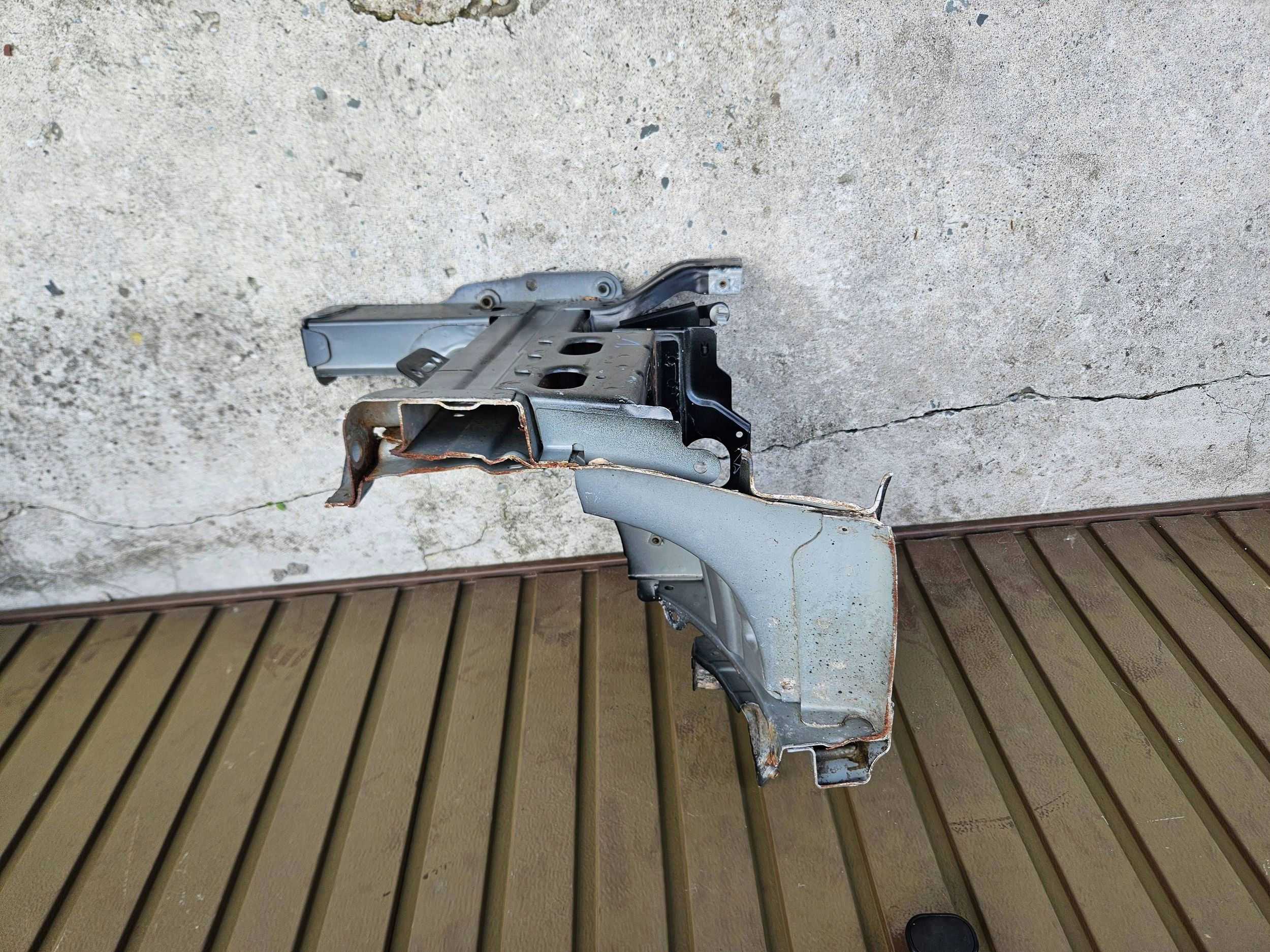 Renault Megane III 3 09- 751180003r right side quarter front