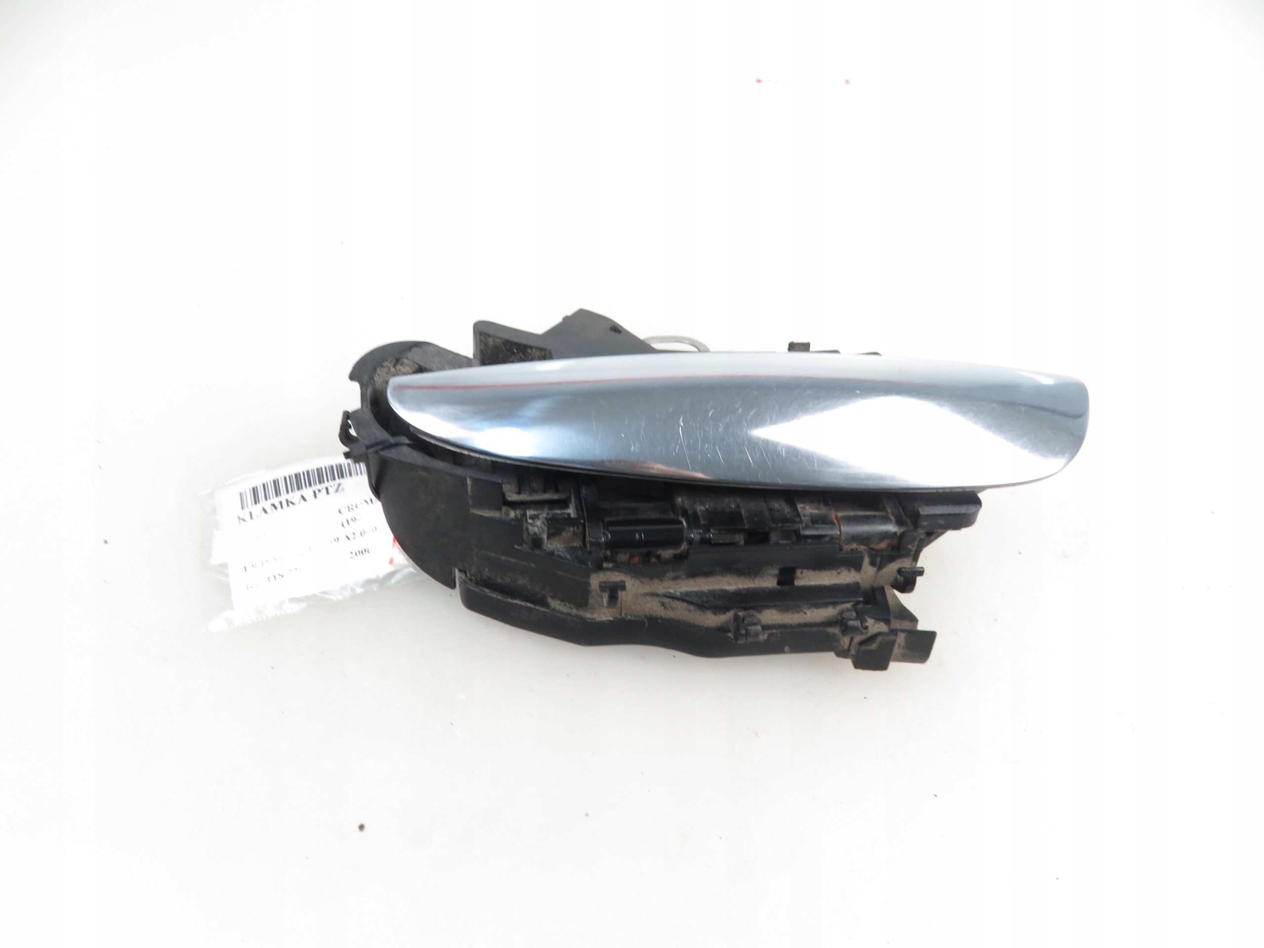 272/B - РУЧКА ДВЕРЕЙ ЗАДНЯ ПРАВА FIAT CROMA II (194) 272 / B