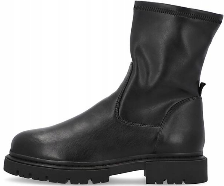 Czarne botki marki Cox 12160617 r.38