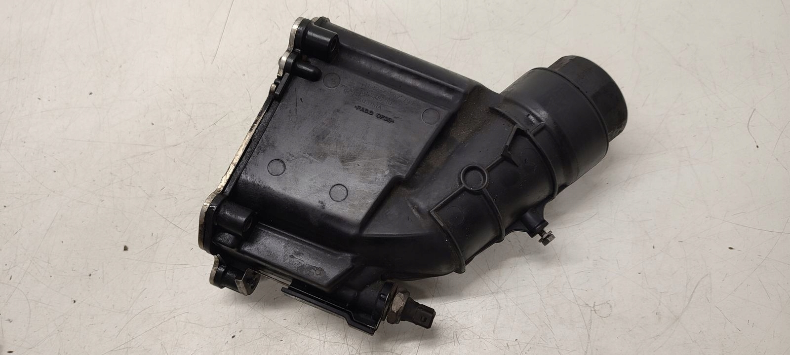 Gehäuse filter oil BMW E91 E90 LIFT 2,0D