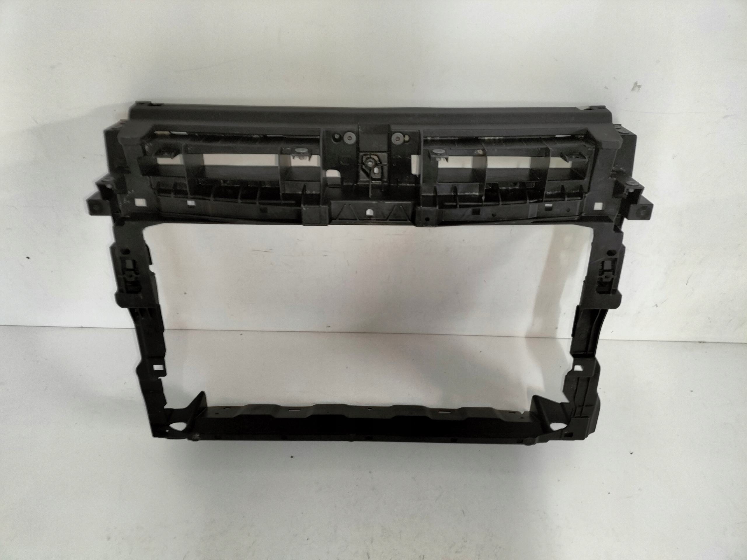 support panel for radiators front SEAT TARRACO 18