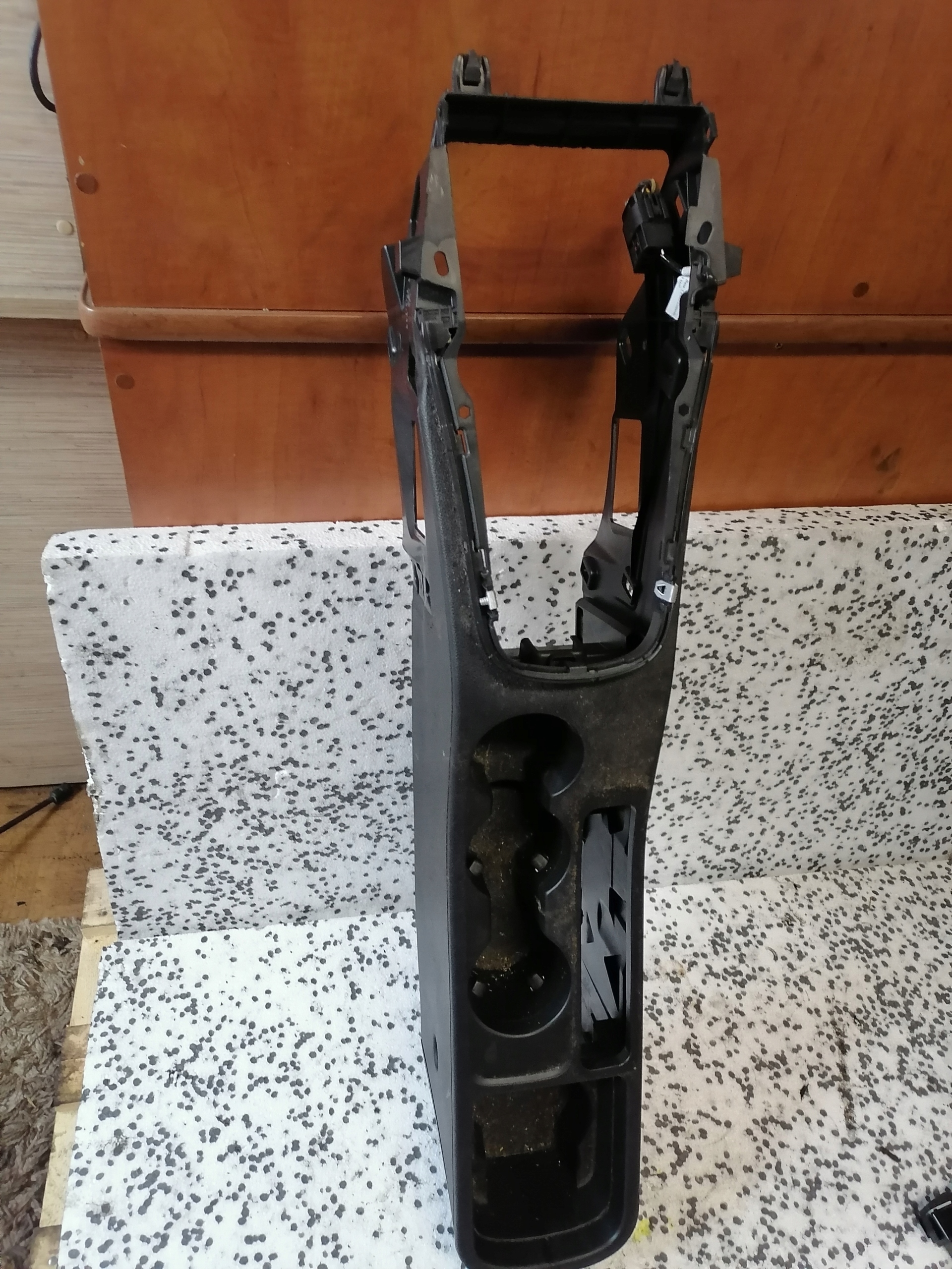 ЦЕНТРАЛЬНЫЙ ТУННЕЛЬ OPEL ASTRA J