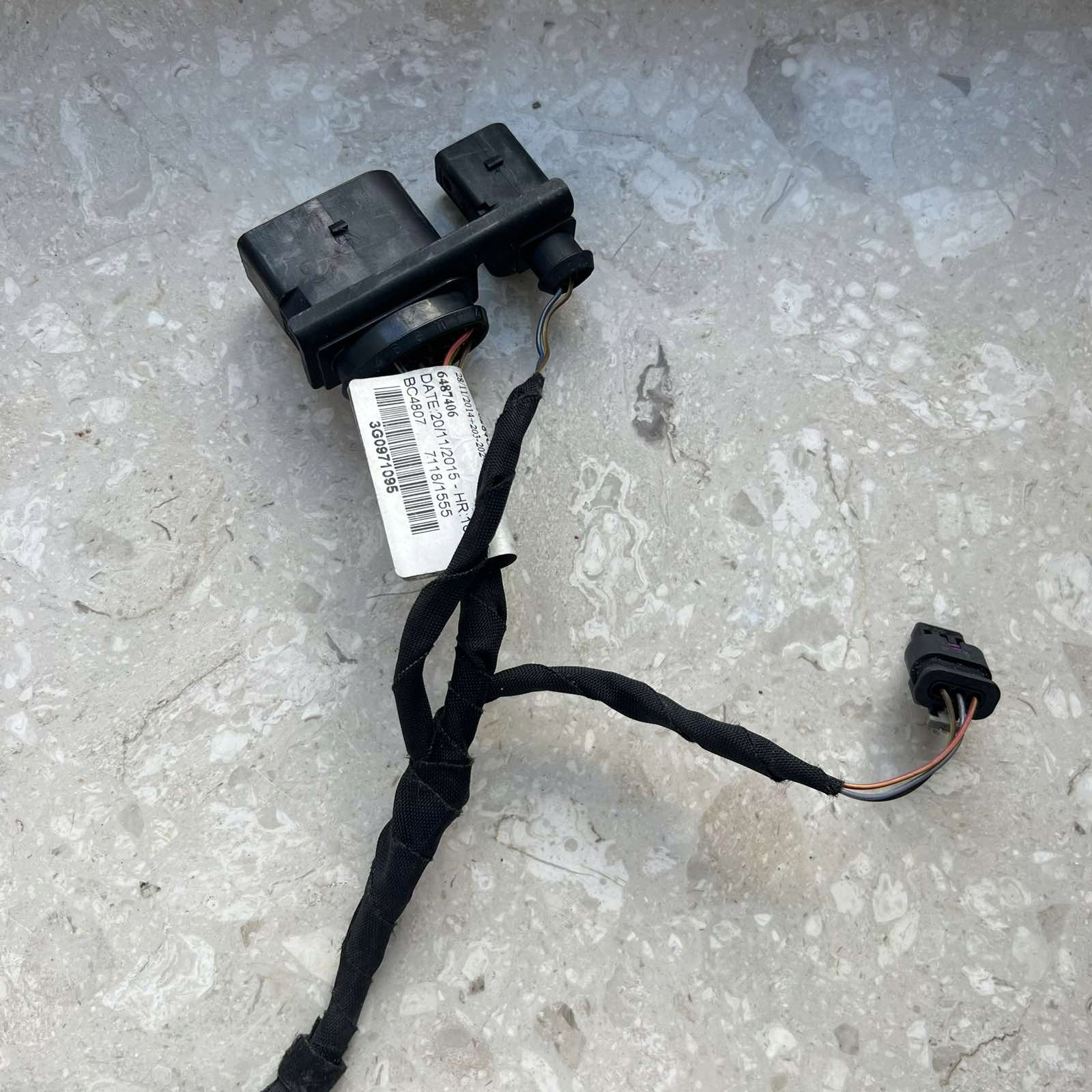 VOLKSWAGEN PASSAT B8 bundle wiring PDC front 3G0971095
