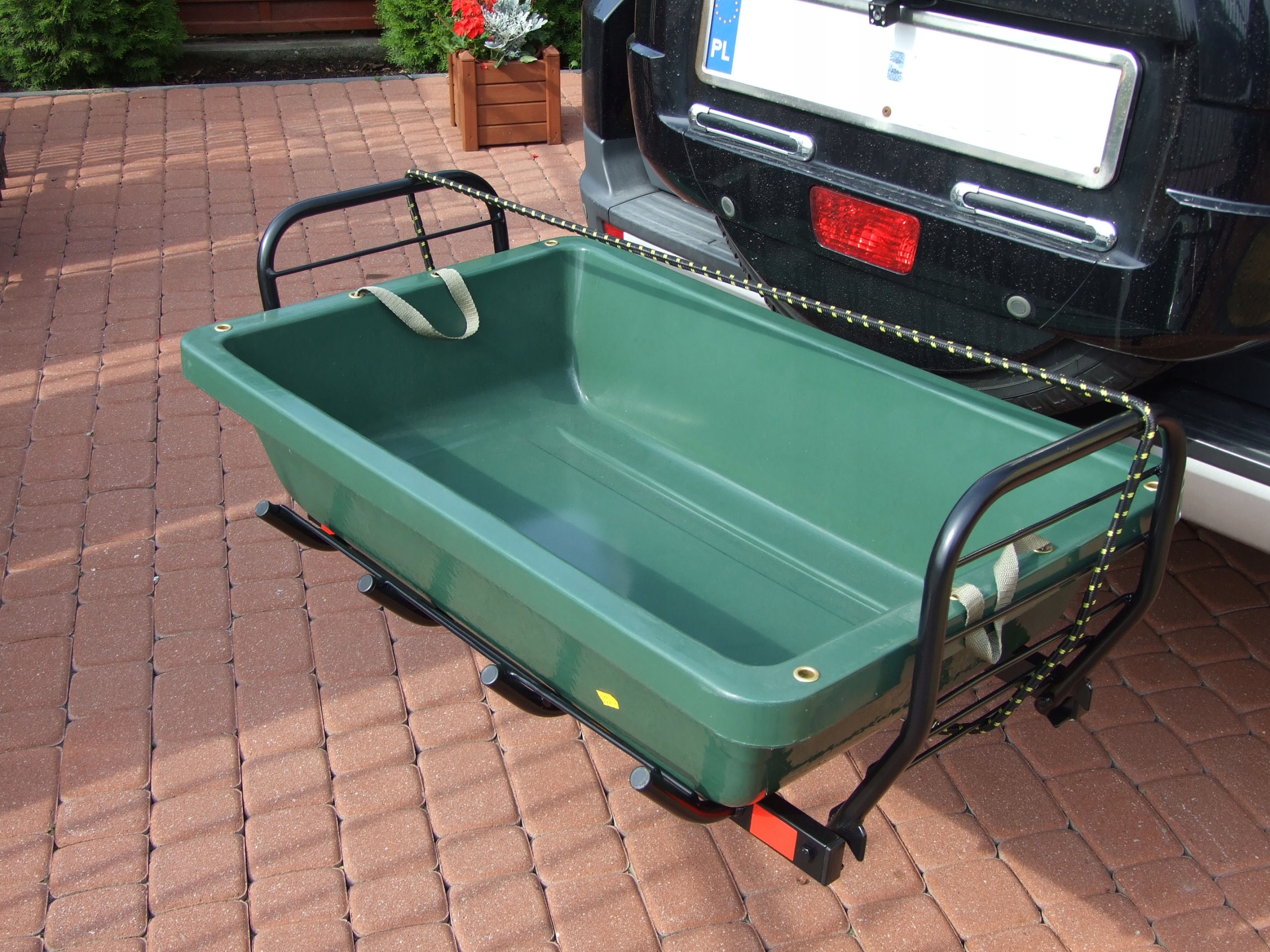 Kuweta myśliwska do bagażnika lub platformy na hak