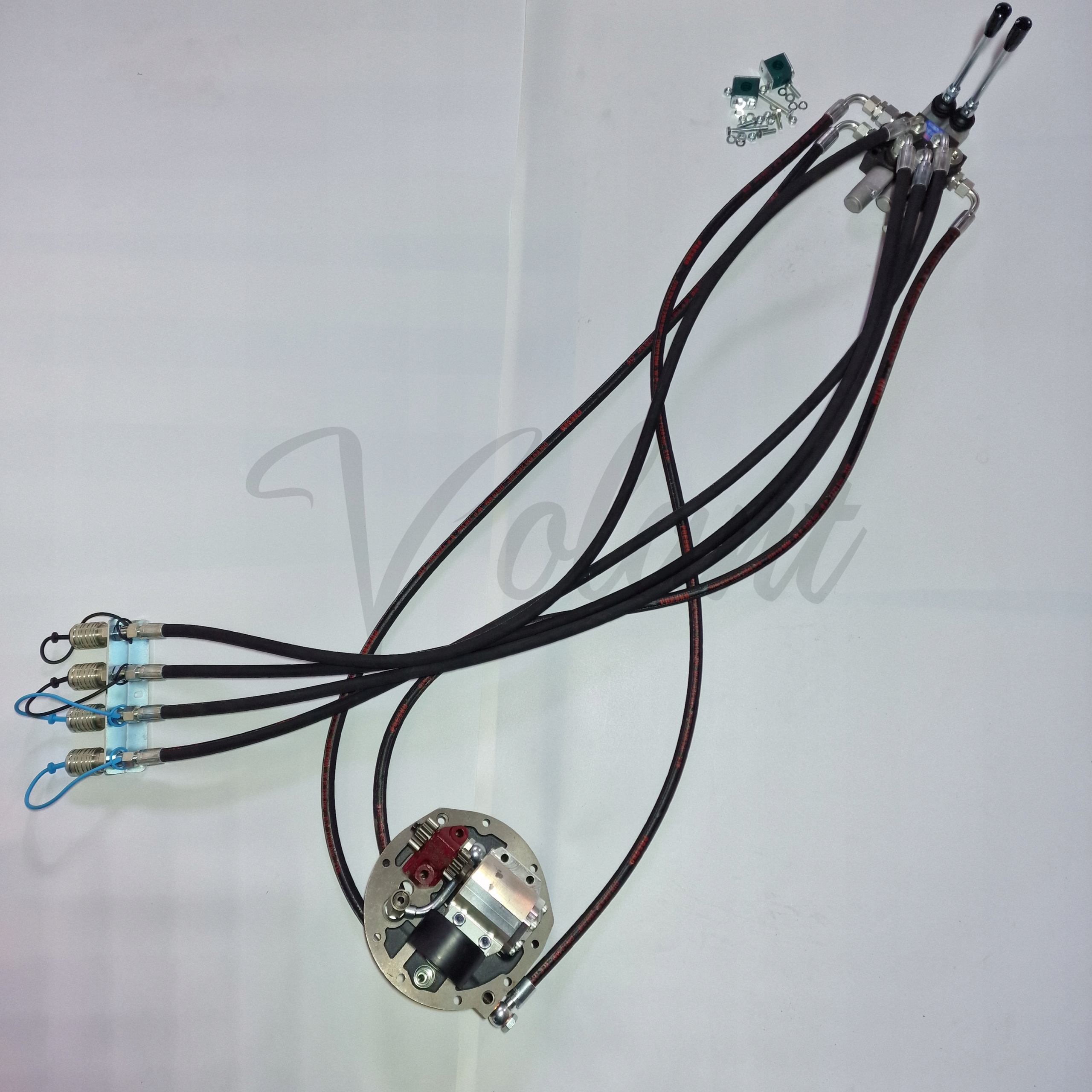 2-SEKČNÍ Hydraulický Rozdělovač C-360 S Krytem