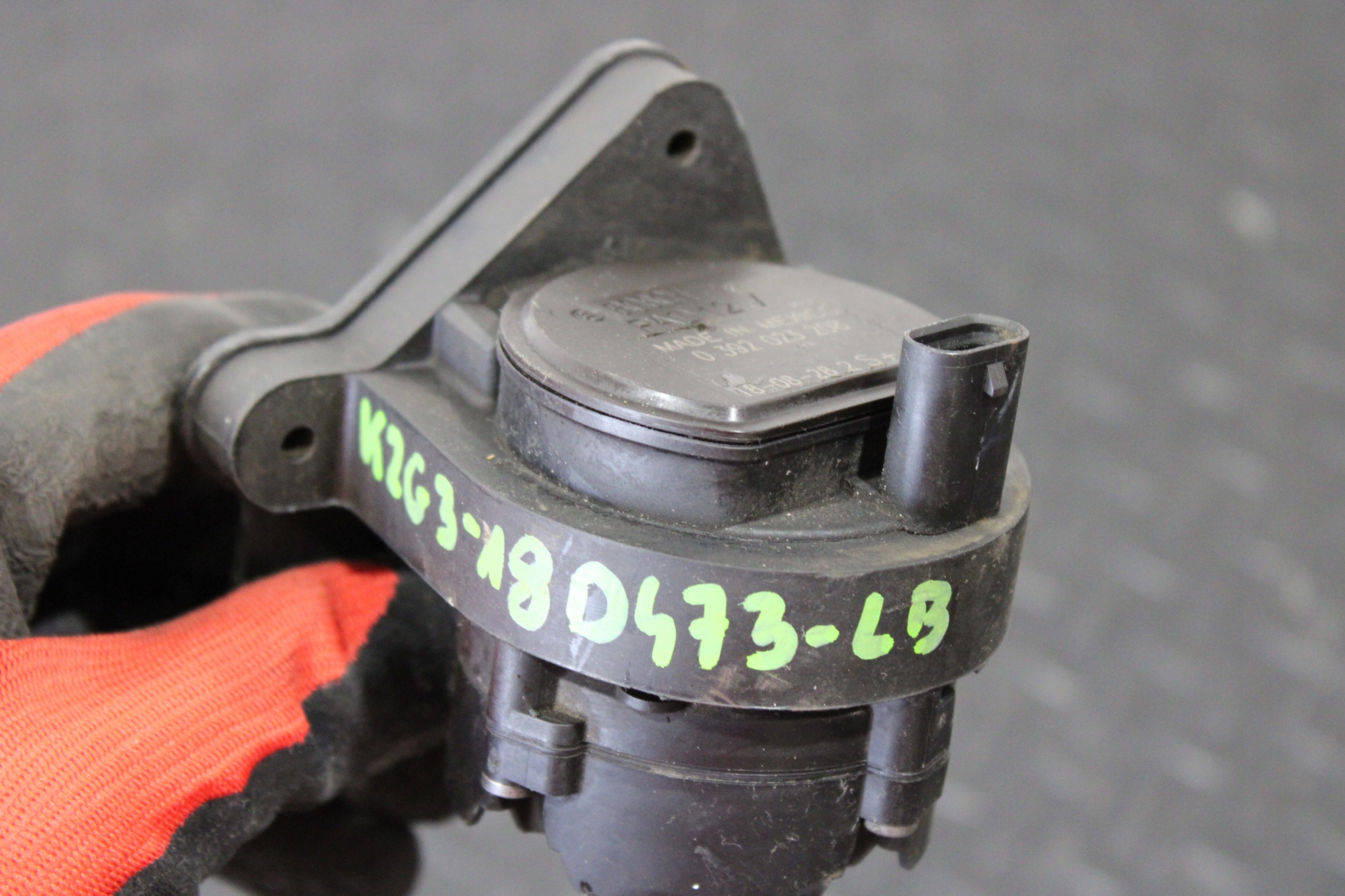 pumpa cirkulacije vode FORD EDGE II 2 MK2 LIFT VIGNALE K2G3-18D473-LB